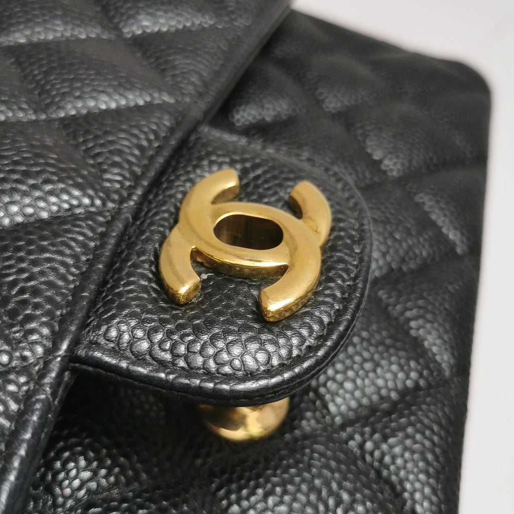 Chanel Classic Double Flap Medium Caviar GHW