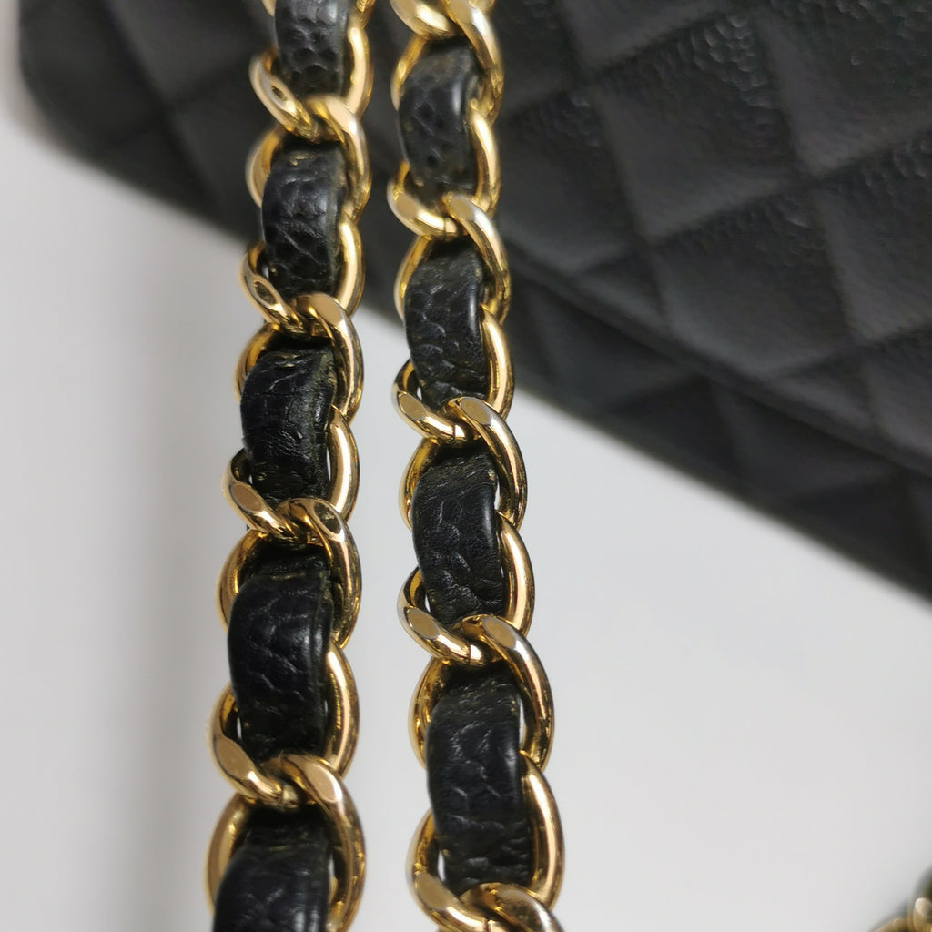 Chanel Classic Double Flap Medium Caviar GHW