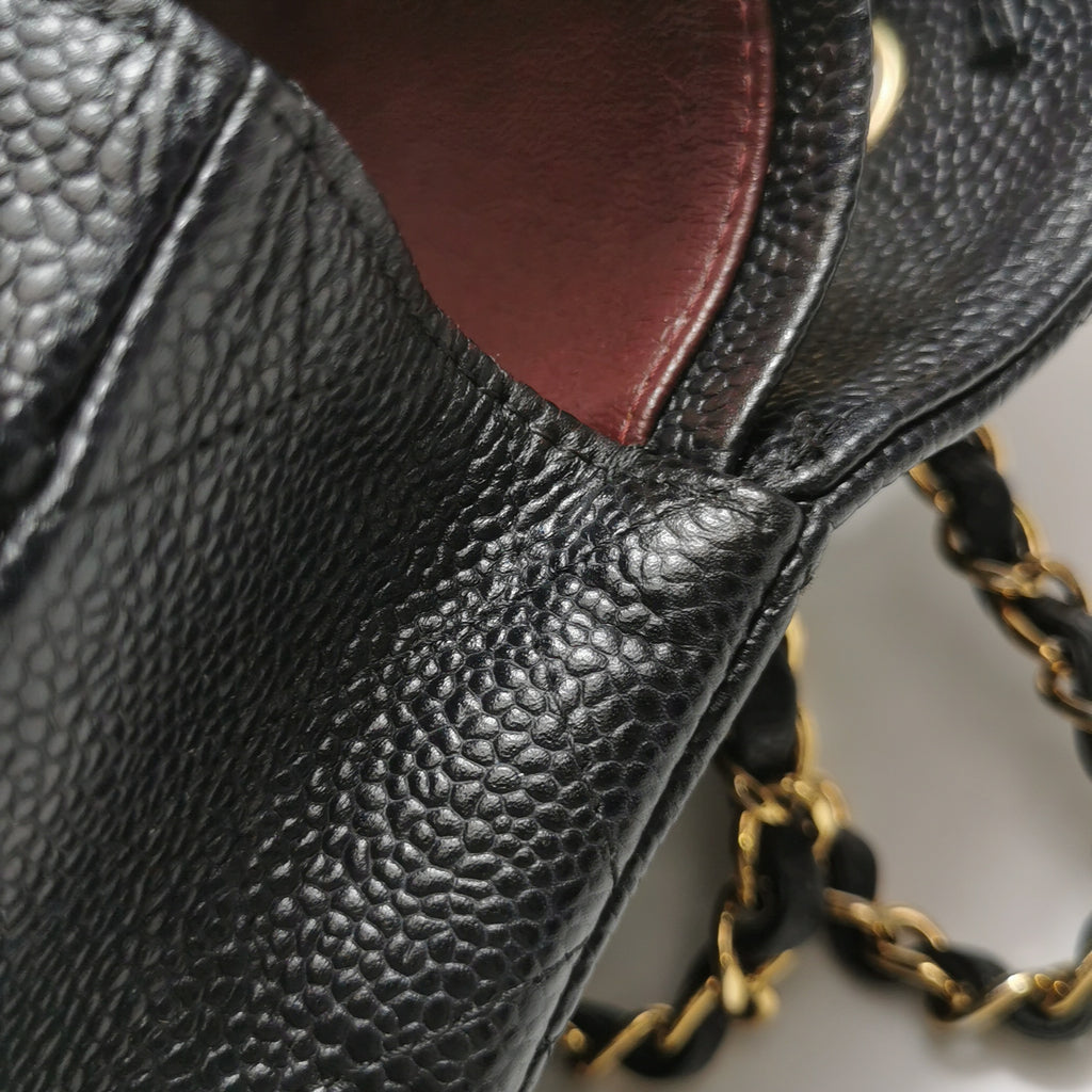 Chanel Classic Double Flap Medium Caviar GHW