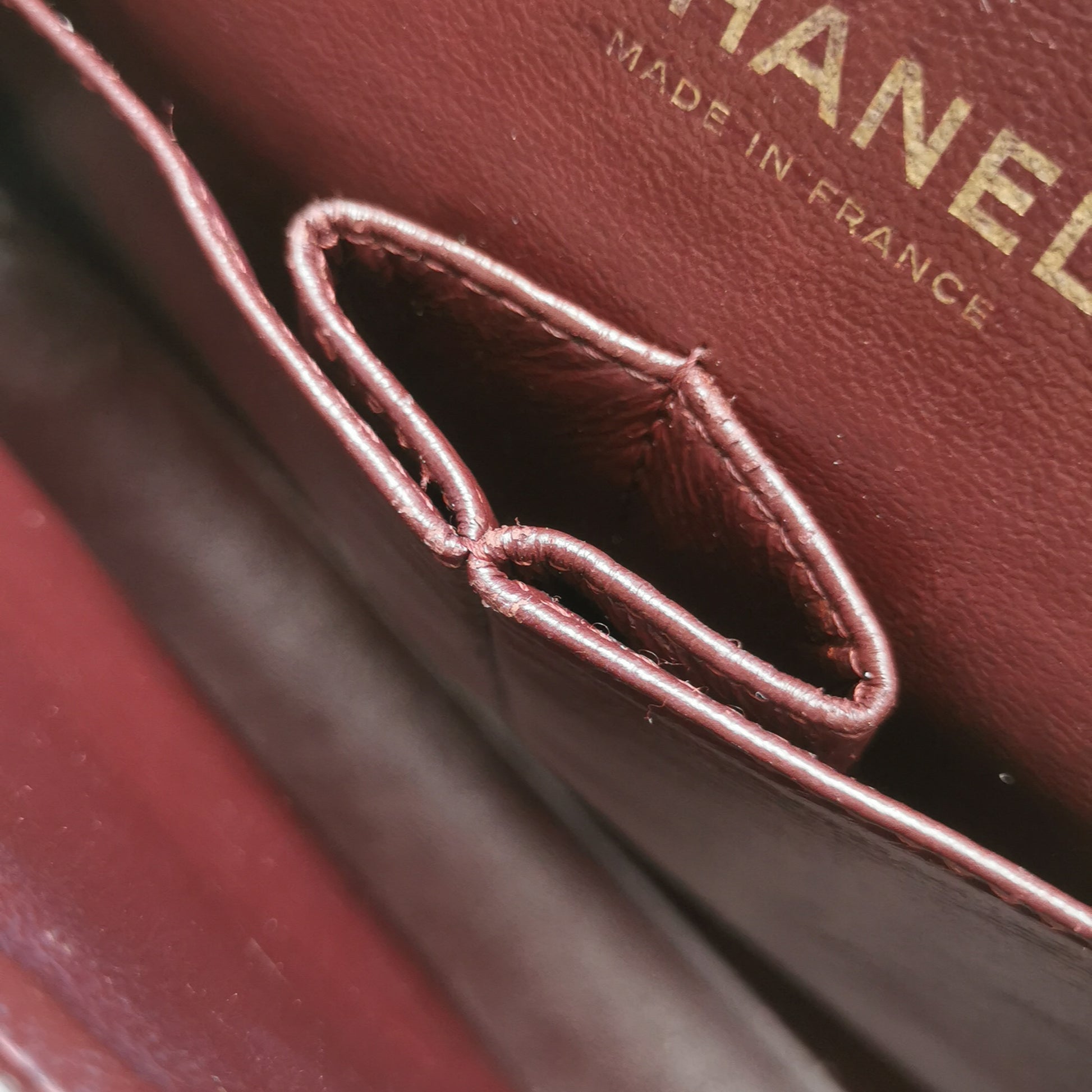 Chanel Classic Double Flap Medium Caviar GHW