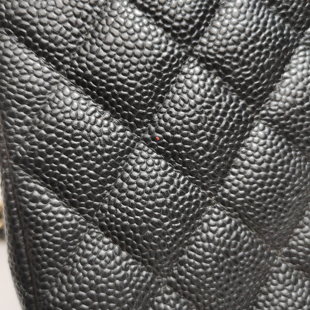 Chanel Classic Double Flap Medium Caviar GHW