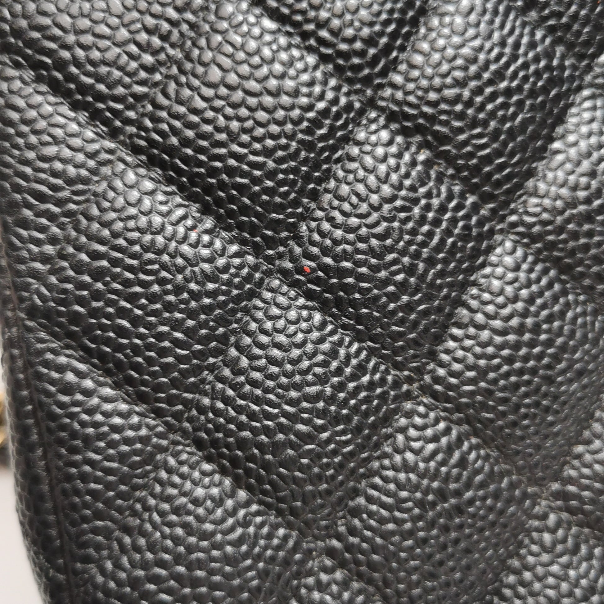 Chanel Classic Double Flap Medium Caviar GHW