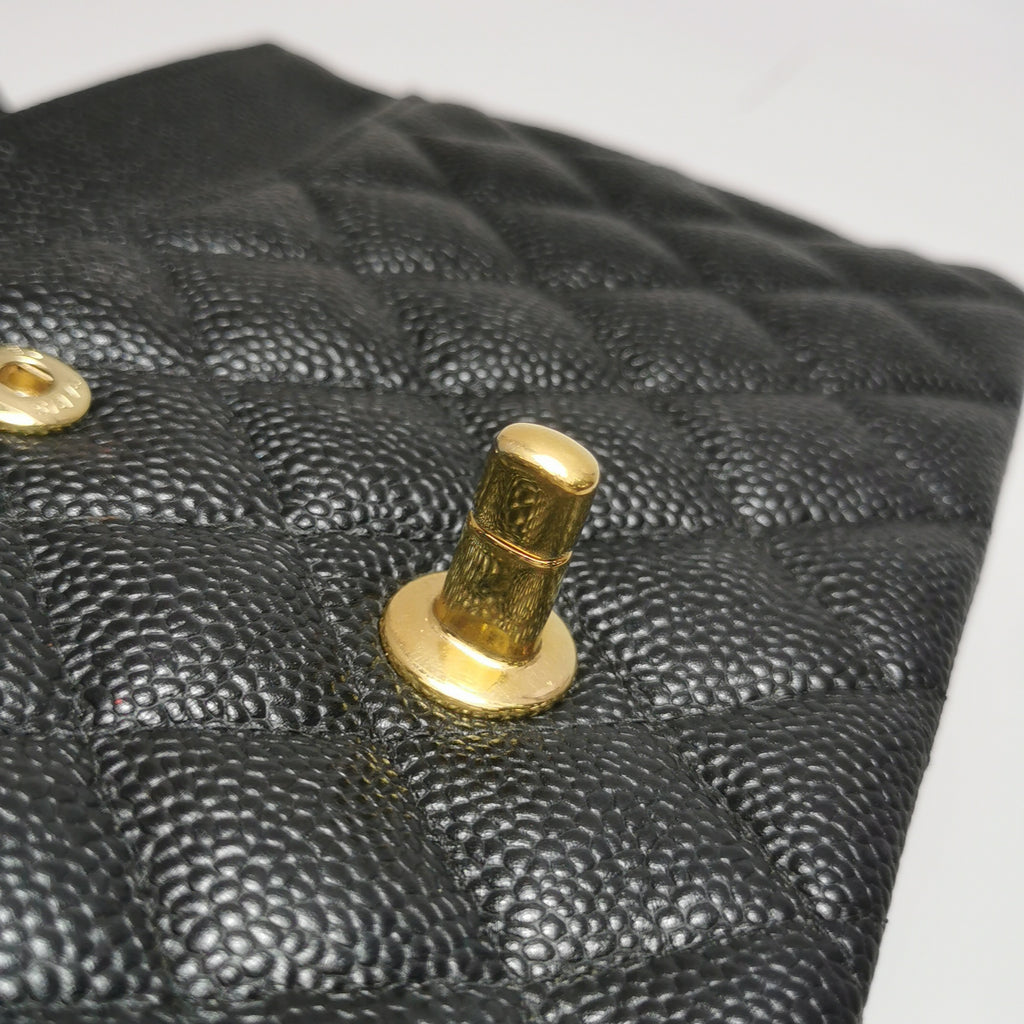 Chanel Classic Double Flap Medium Caviar GHW