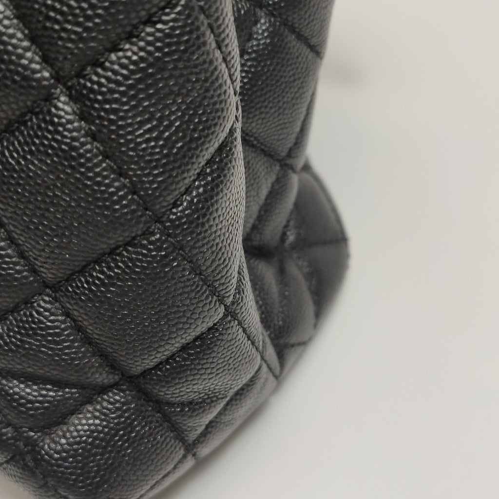 Chanel Coco Handle Maxi Caviar