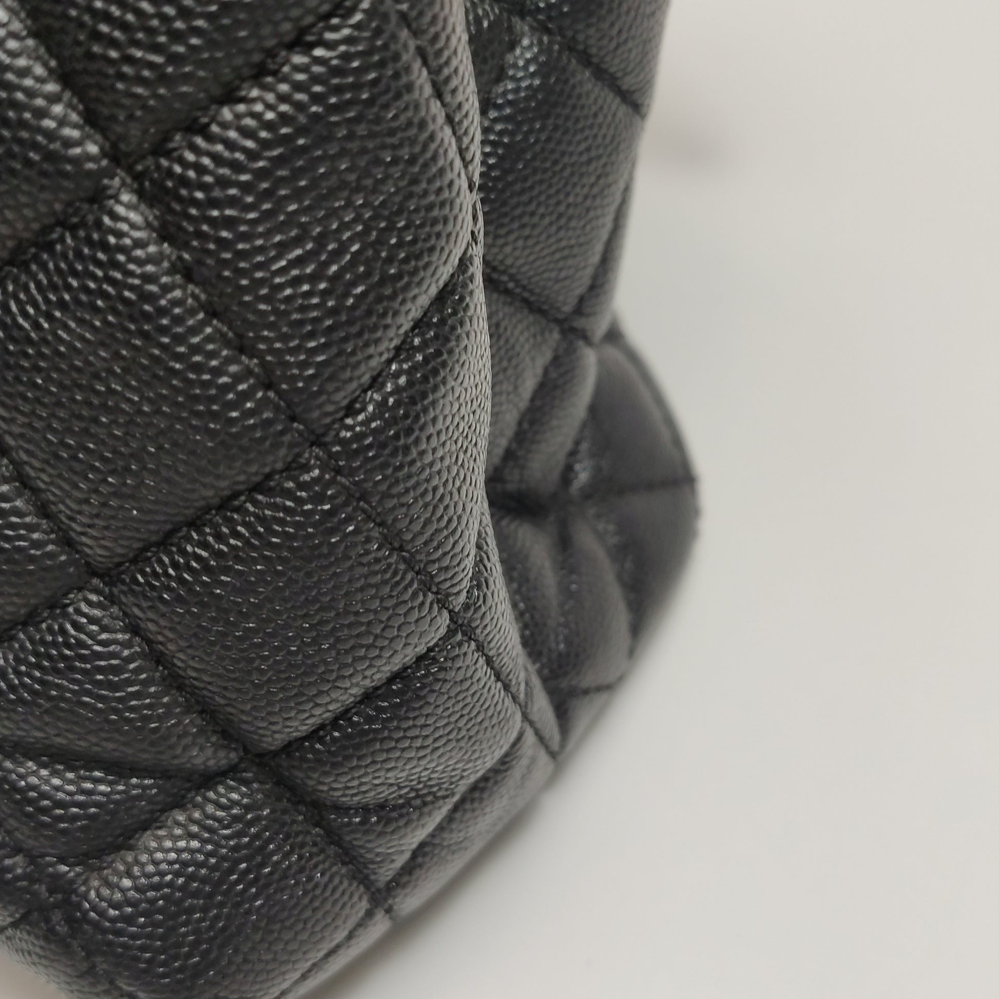 Chanel Coco Handle Maxi Caviar
