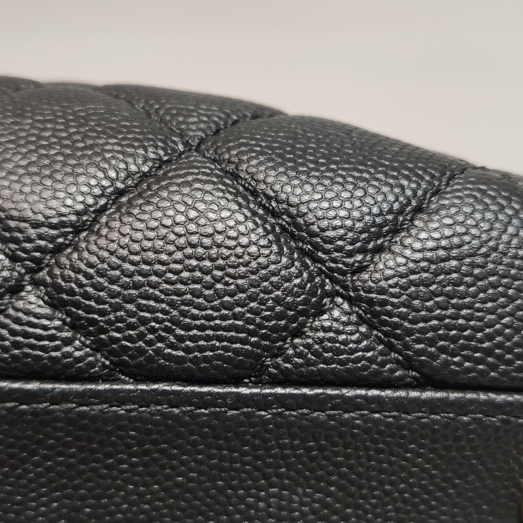 Chanel Coco Handle Maxi Caviar