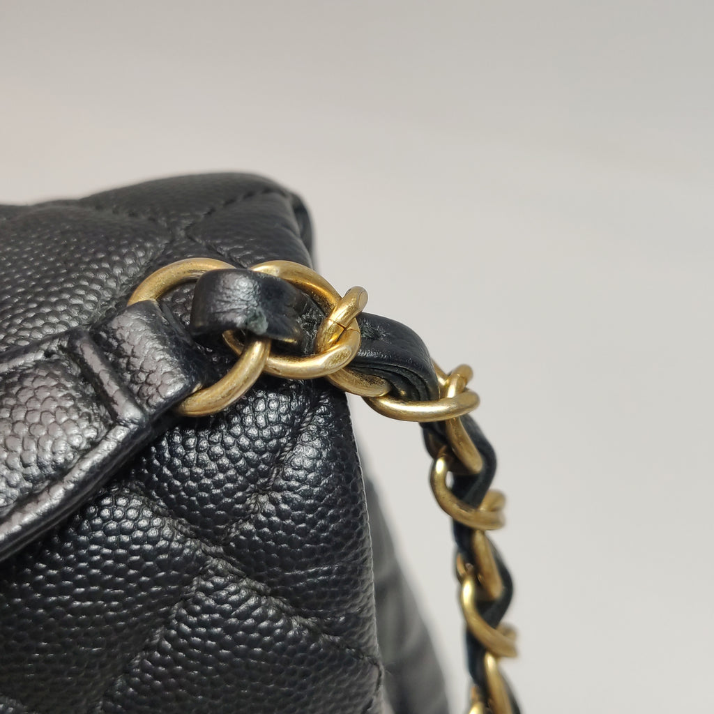 Chanel Coco Handle Maxi Caviar