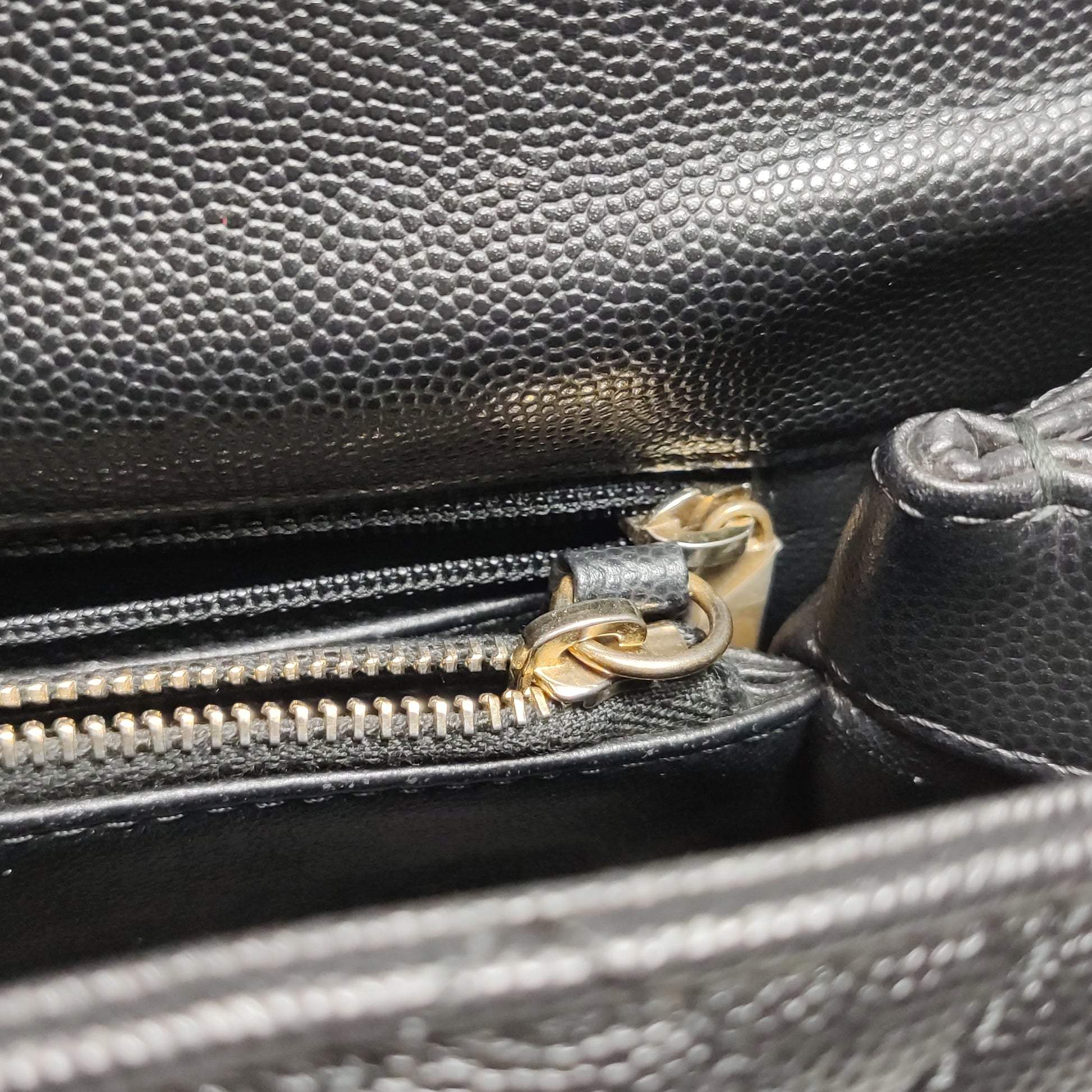 Chanel Coco Handle Maxi Caviar