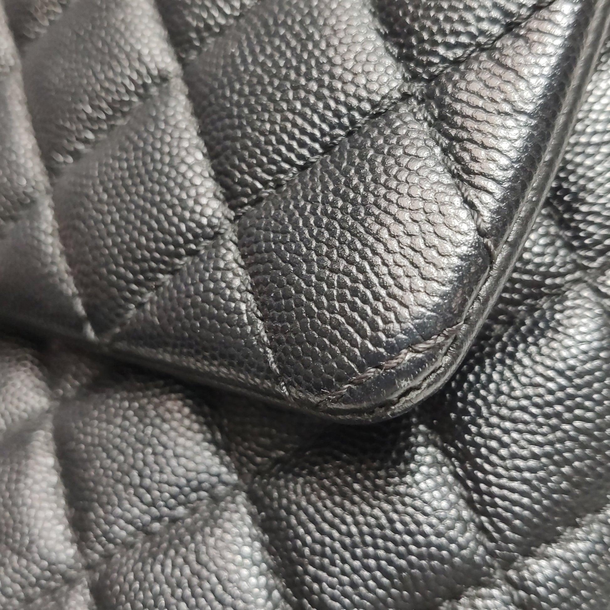 Chanel Coco Handle Maxi Caviar