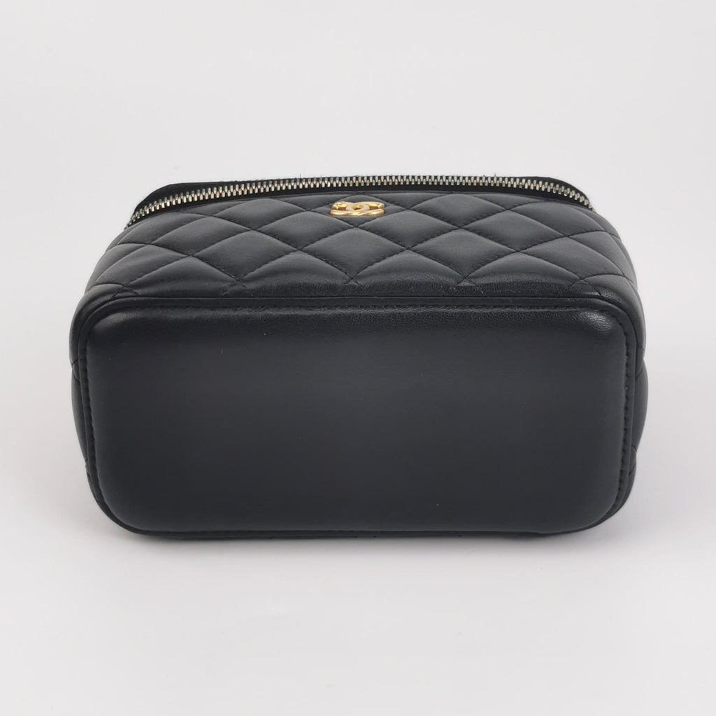 Chanel Rectangle Vanity Case Pearl Crush