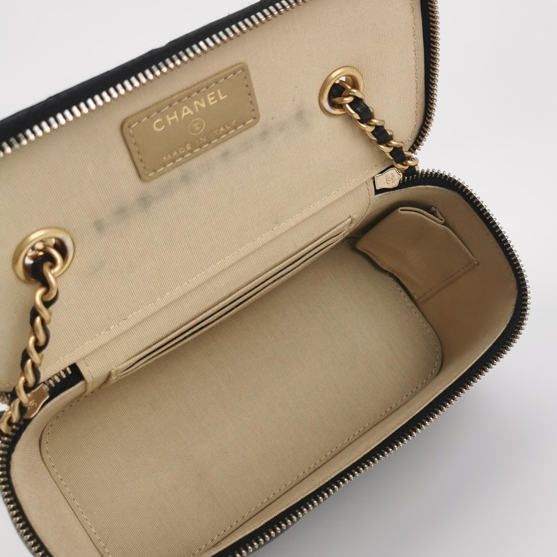 Chanel Rectangle Vanity Case Pearl Crush