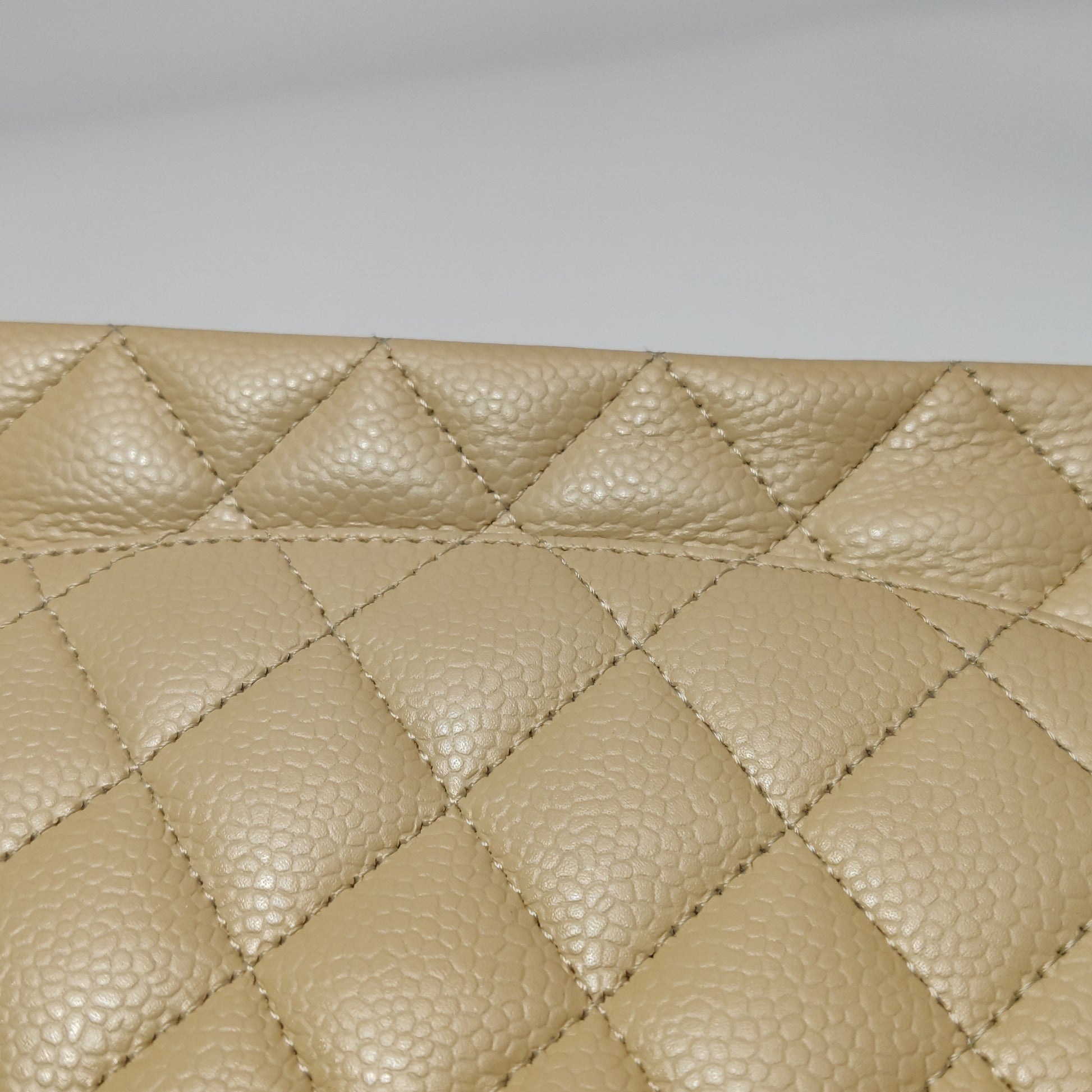 Chanel Classic Flap Medium Caviar Beige