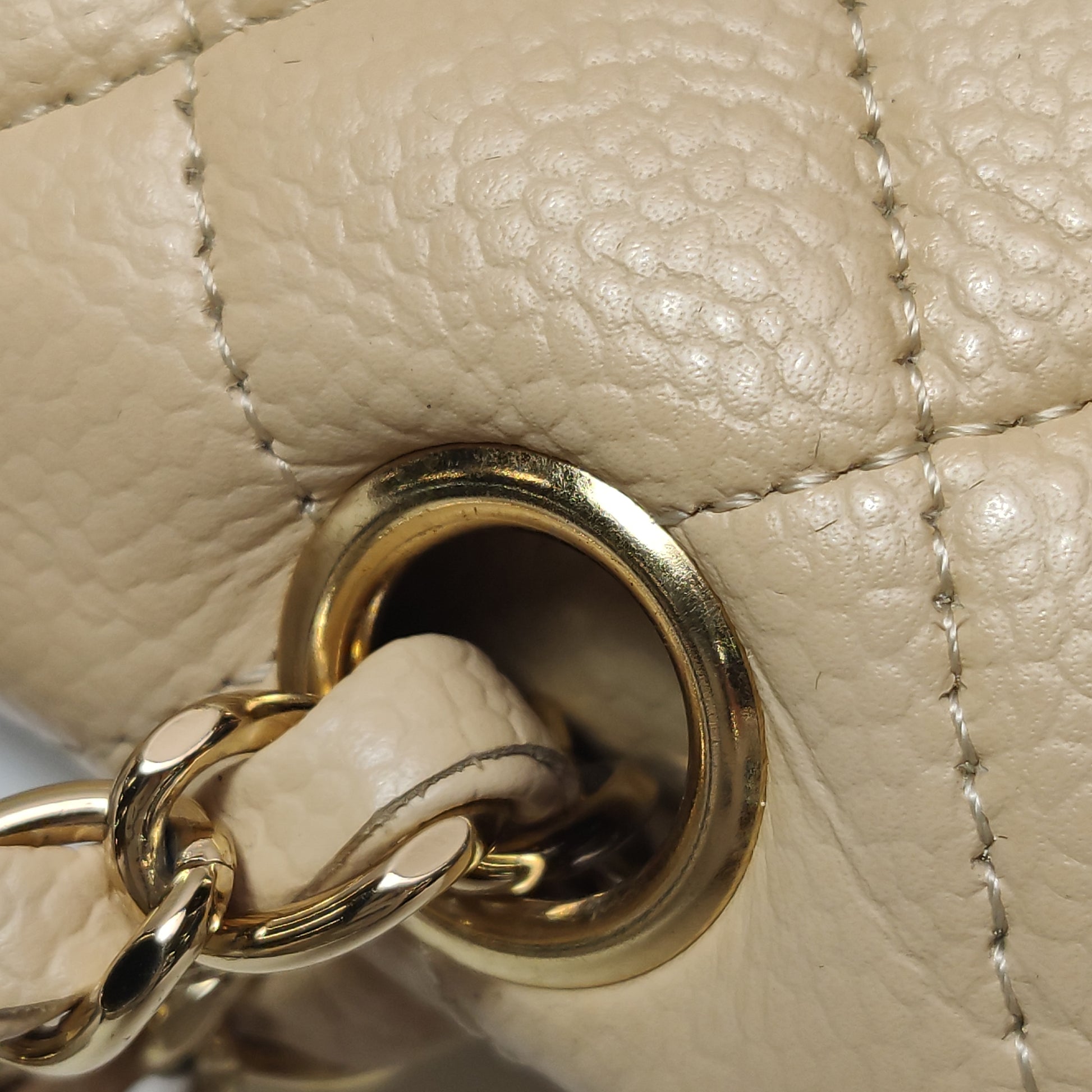 Chanel Classic Flap Medium Caviar Beige