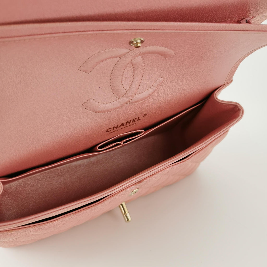 Chanel Classic Flap Medium Caviar Pink