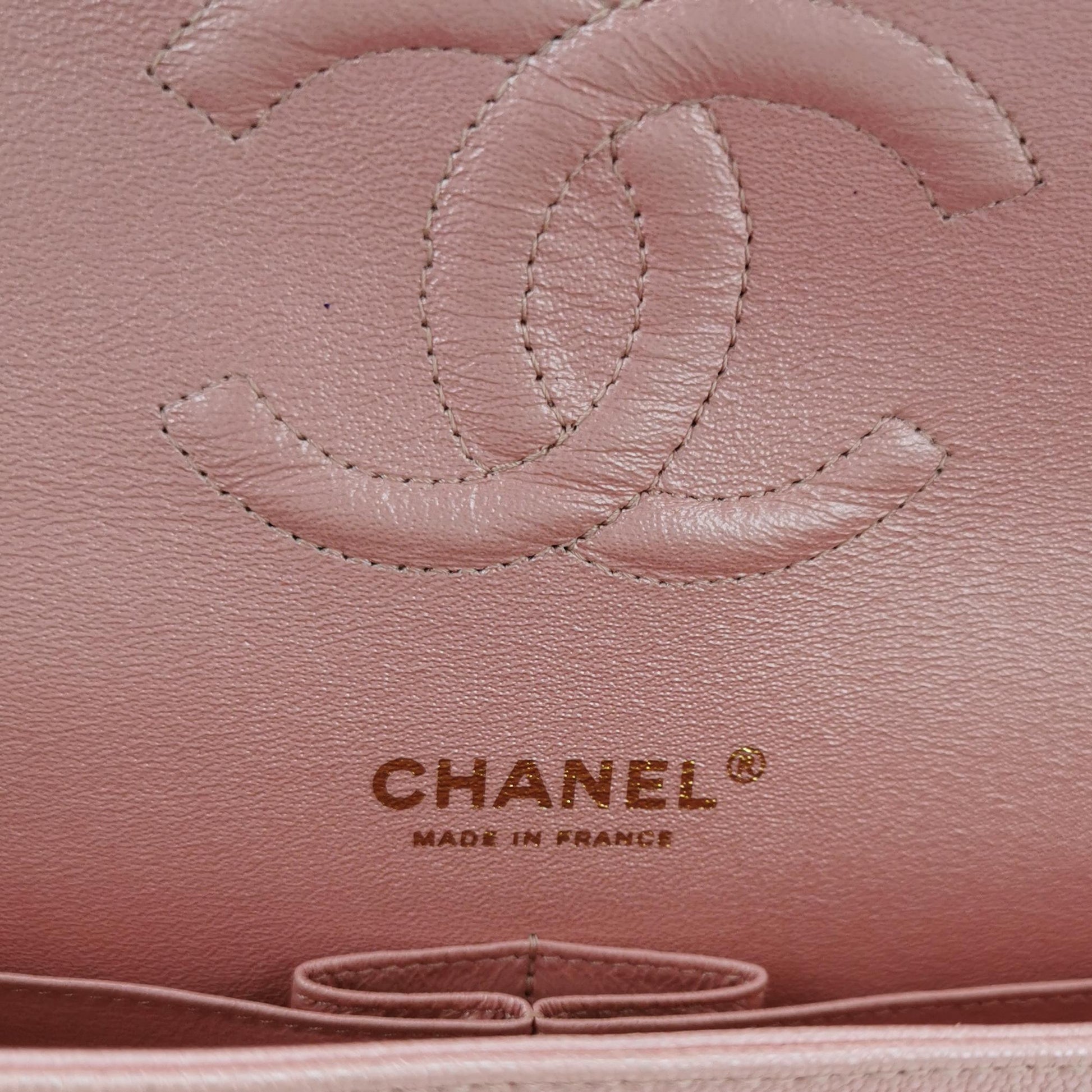 Chanel Classic Flap Medium Caviar Pink