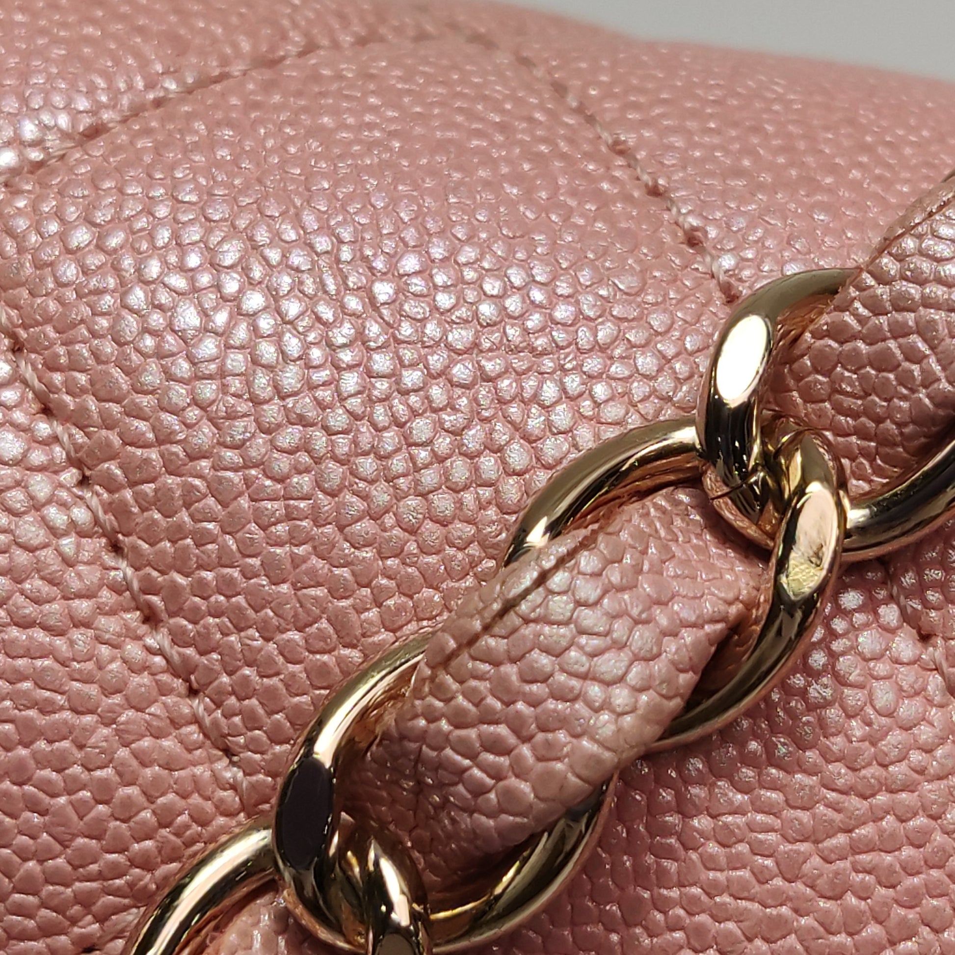 Chanel Classic Flap Medium Caviar Pink