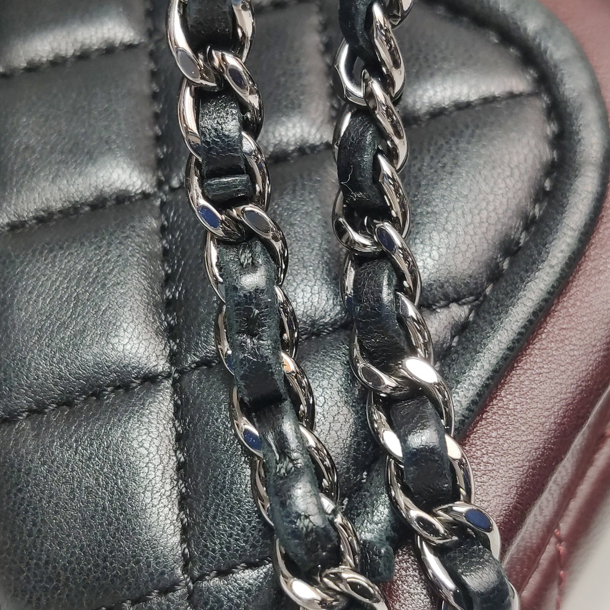Chanel Quilted Classic Twist Flap Bag Black Bordeaux