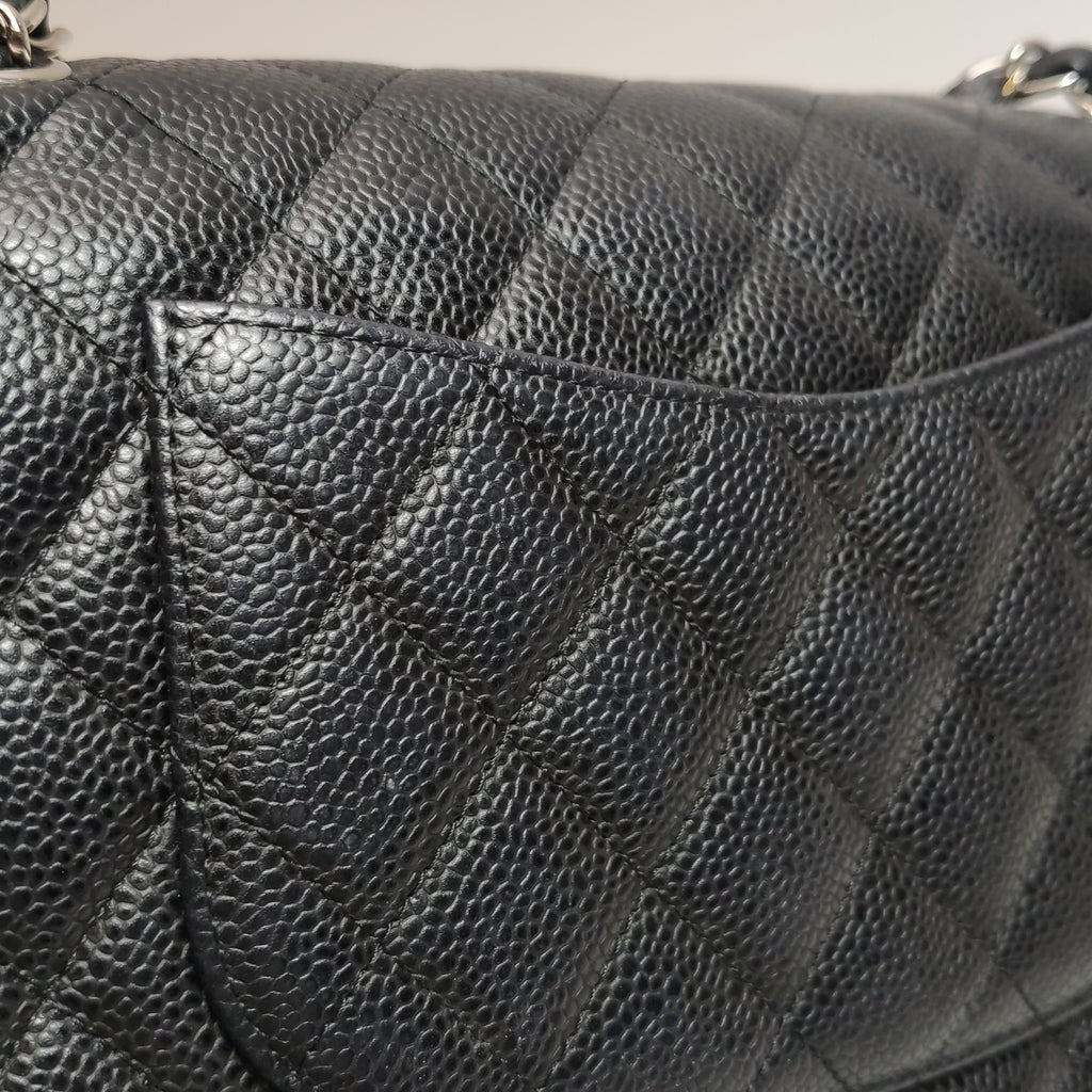 Chanel Classic Flap Medium Caviar Silver Hardware