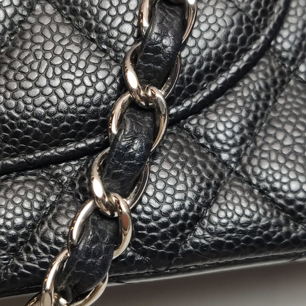 Chanel Classic Flap Medium Caviar Silver Hardware