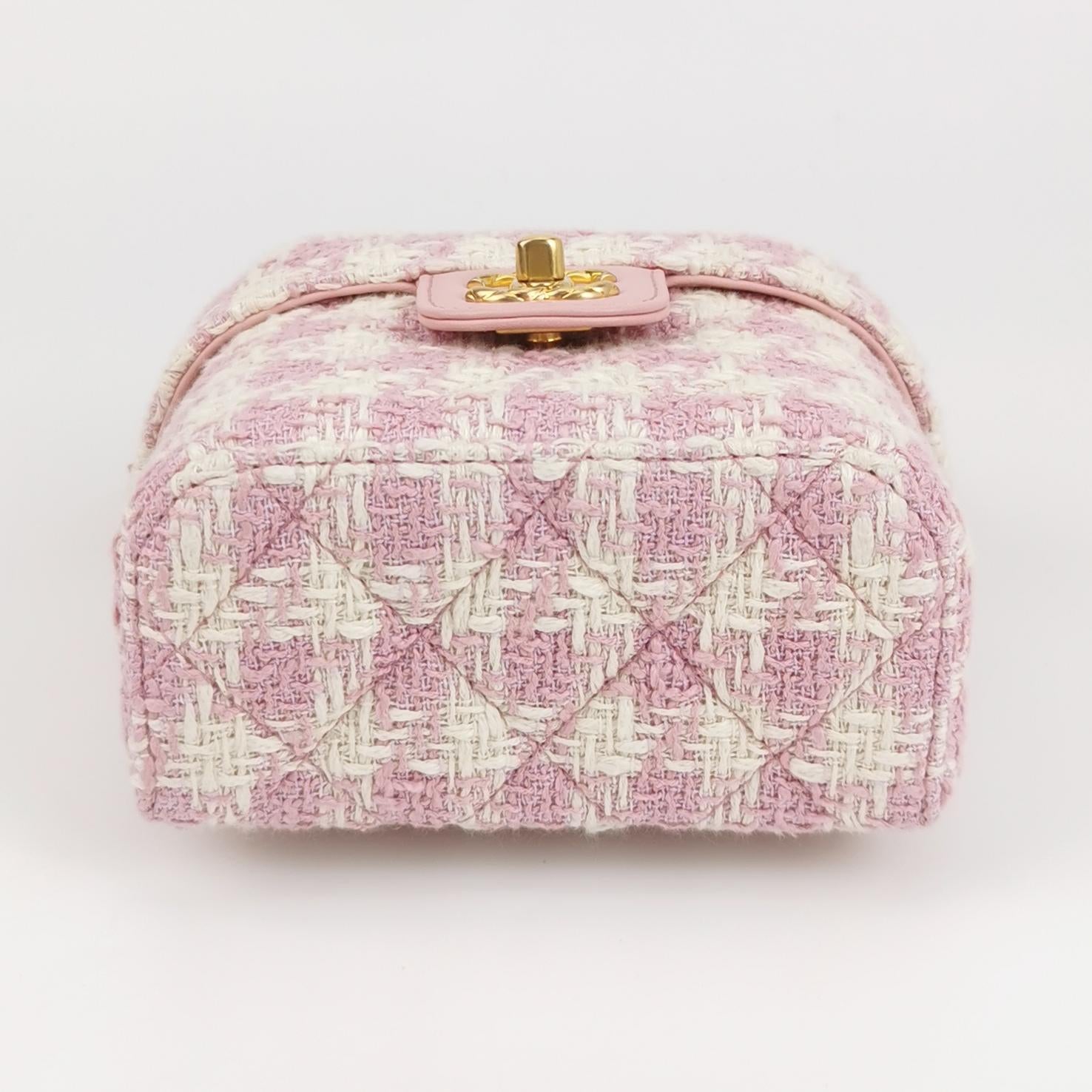 Chanel Tweed Handle Crush Small Vanity Case Pink