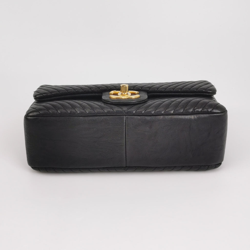 Chanel Chevron Quilted Medium Flap Wrinkled Calfskin