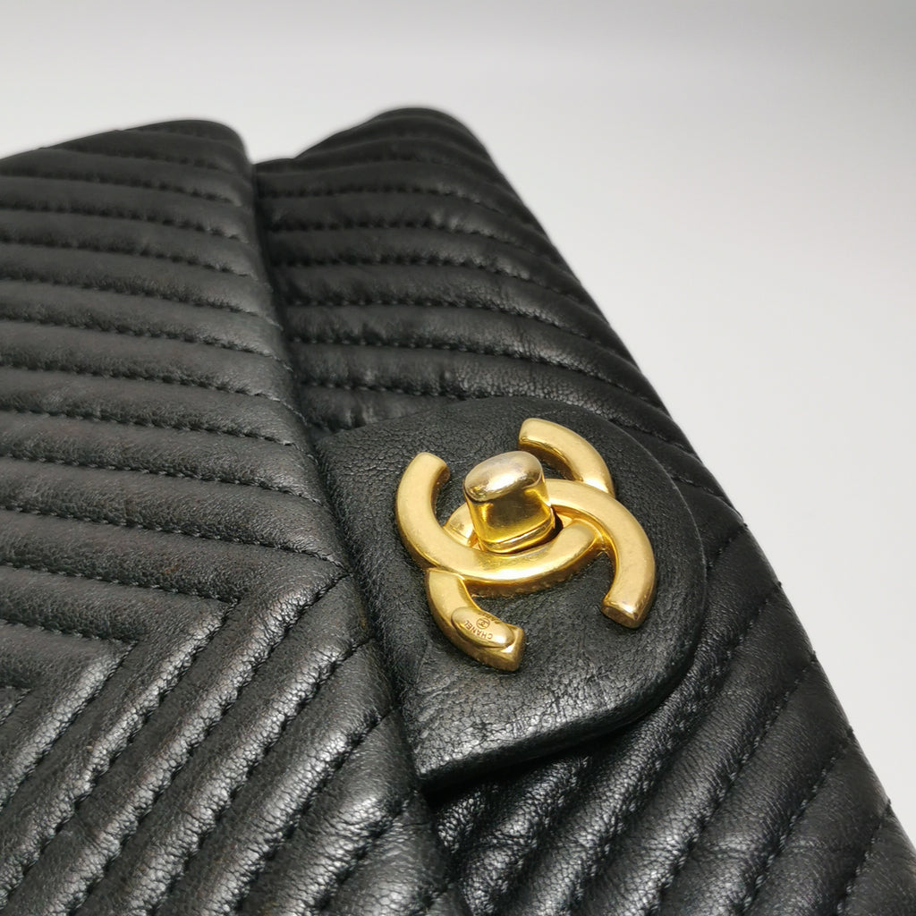 Chanel Chevron Quilted Medium Flap Wrinkled Calfskin