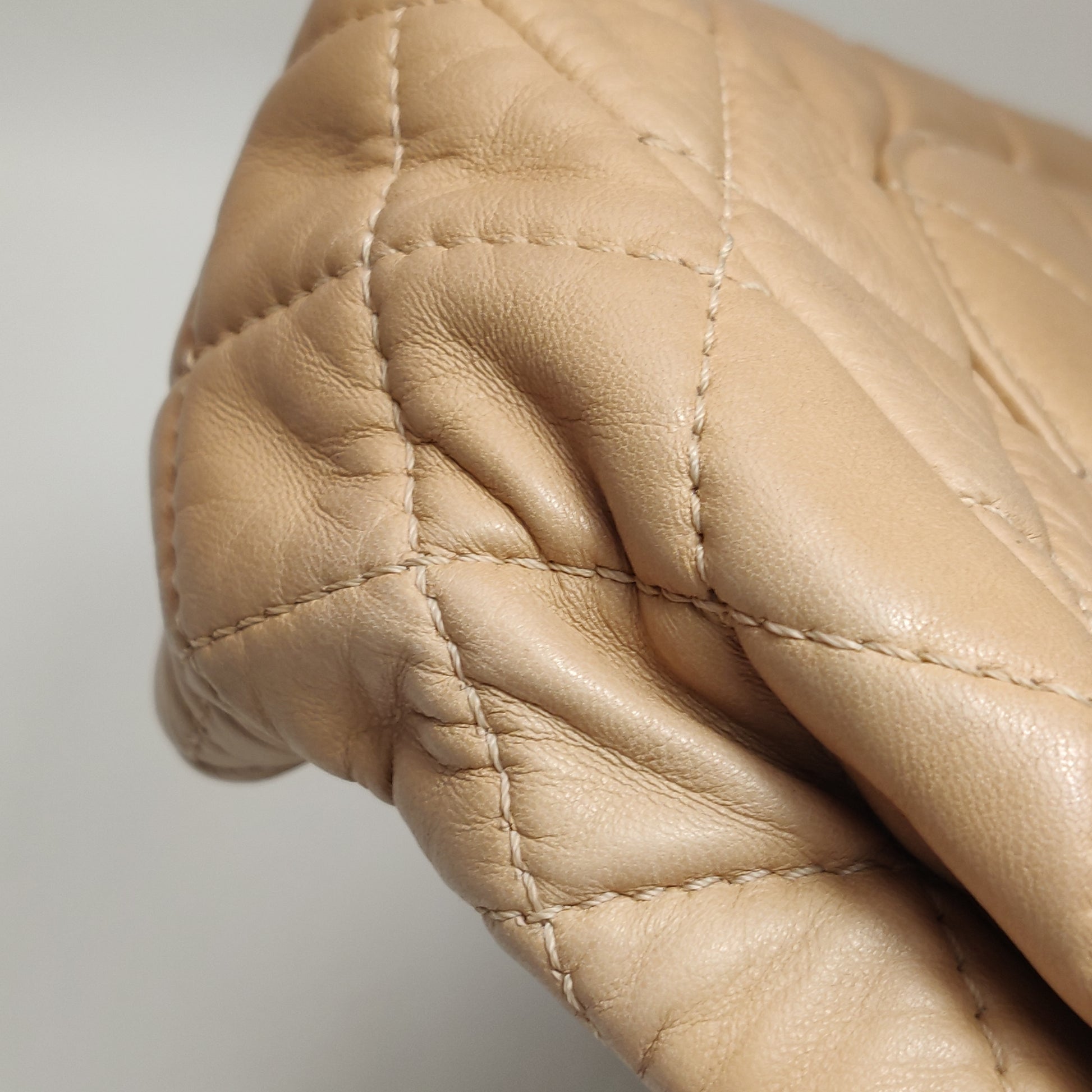 Chanel Single Flap Maxi Beige Lambskin