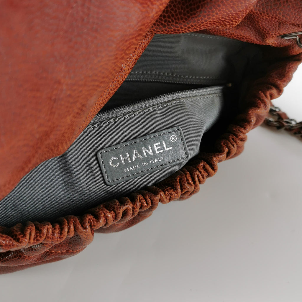 Chanel Maxi Elastic Flap Crumpled Caviar Rust
