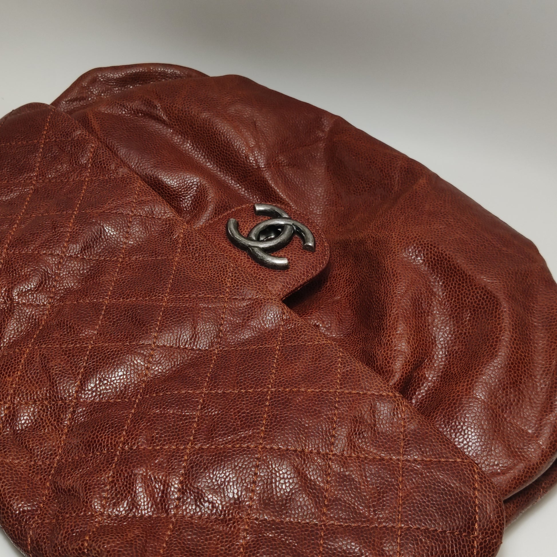 Chanel Maxi Elastic Flap Crumpled Caviar Rust