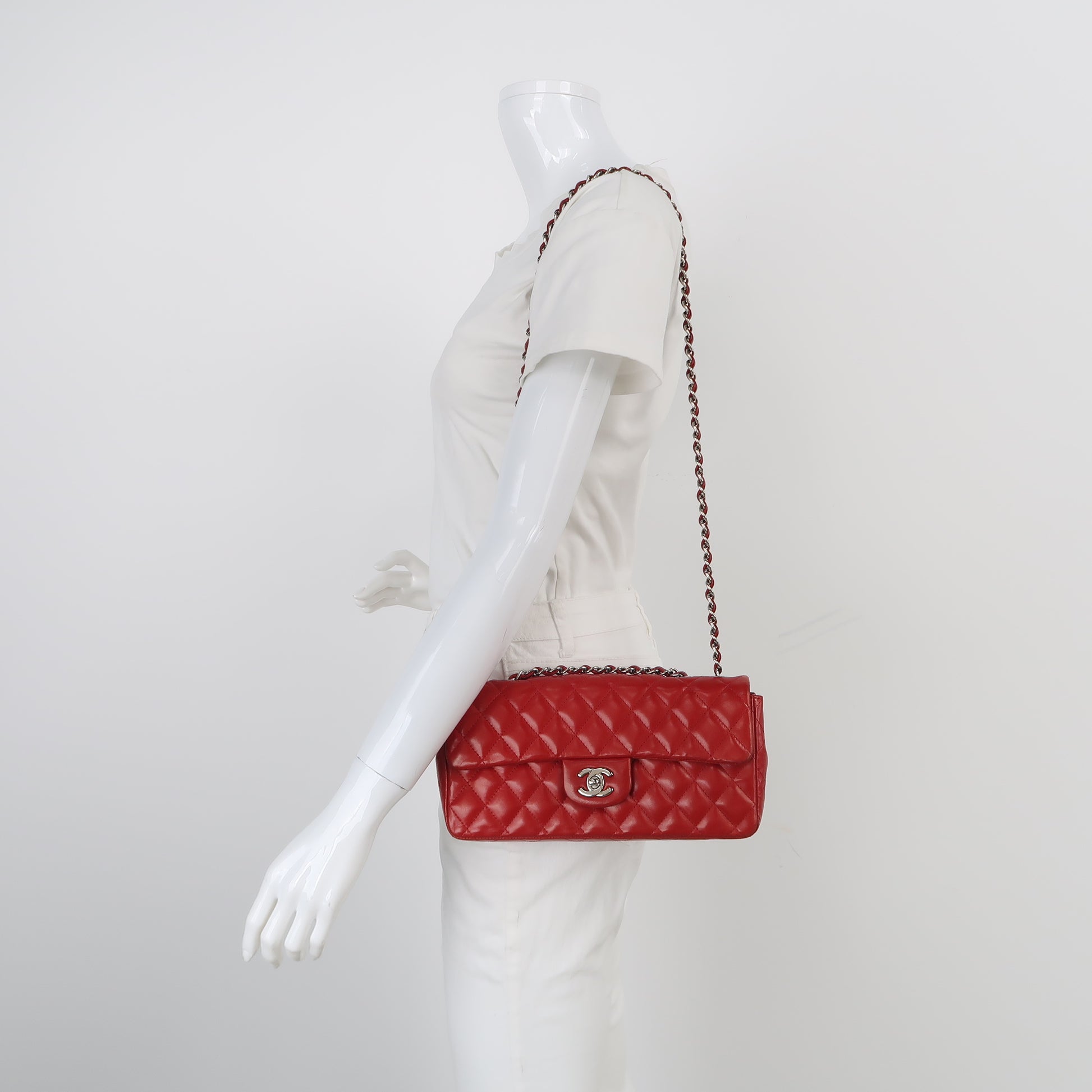 Chanel Single Flap Lambskin East West Red