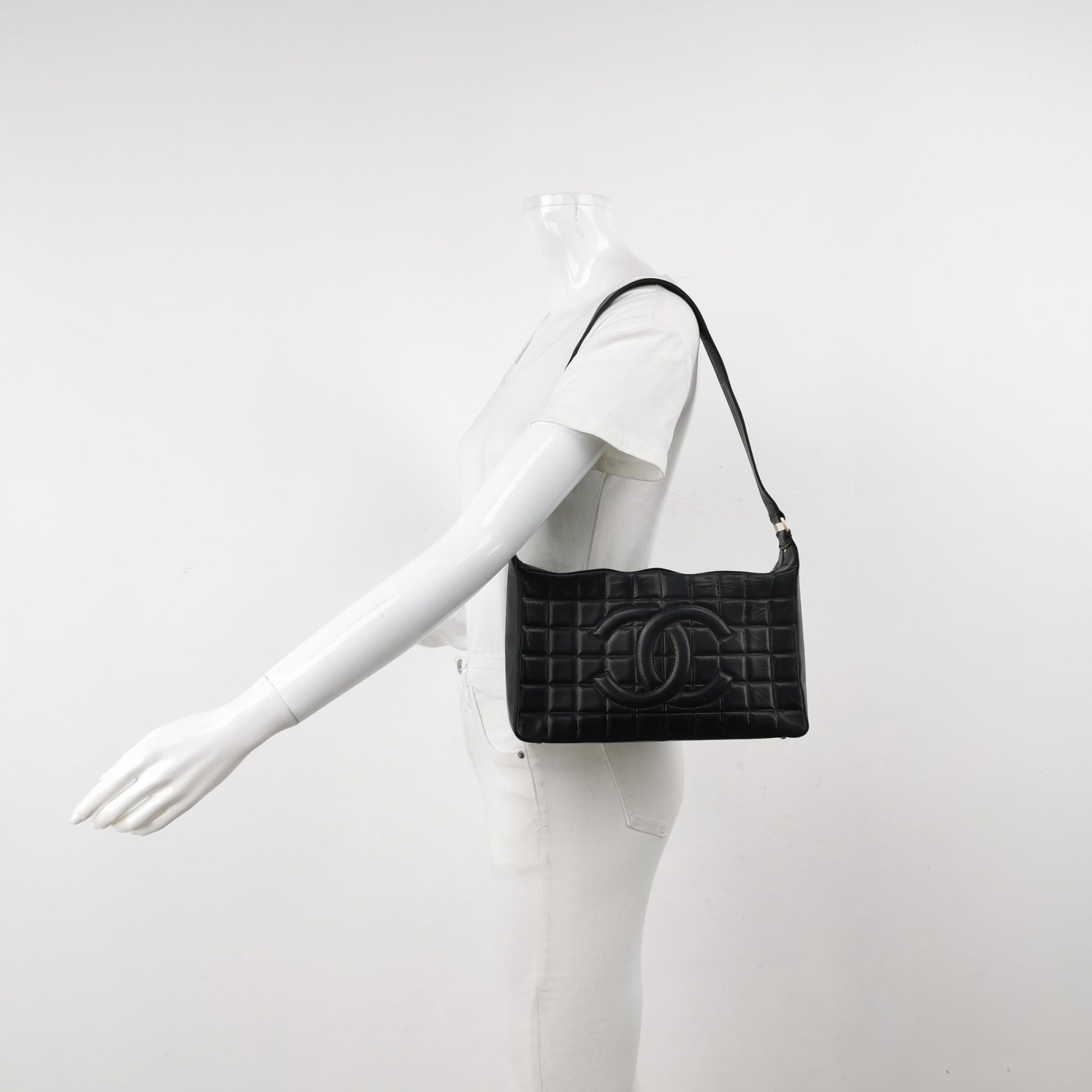 Chanel Chocolate Bar Shoulder bag Lambskin