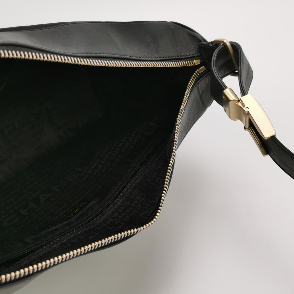 Chanel Chocolate Bar Shoulder bag Lambskin