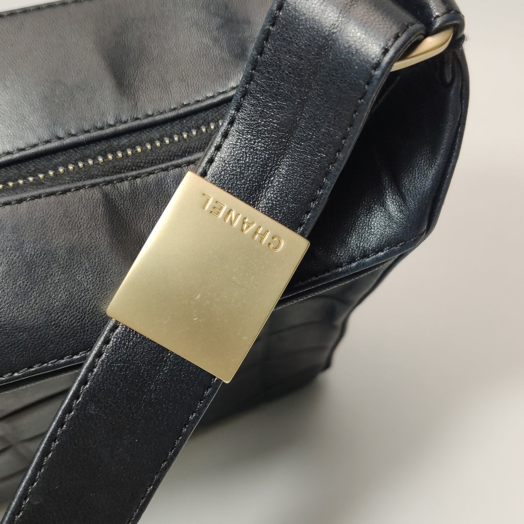Chanel Chocolate Bar Shoulder bag Lambskin