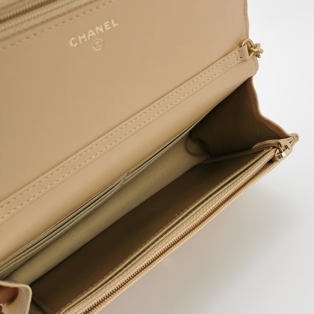 Chanel Pearl Crush Wallet on Chain Lambskin