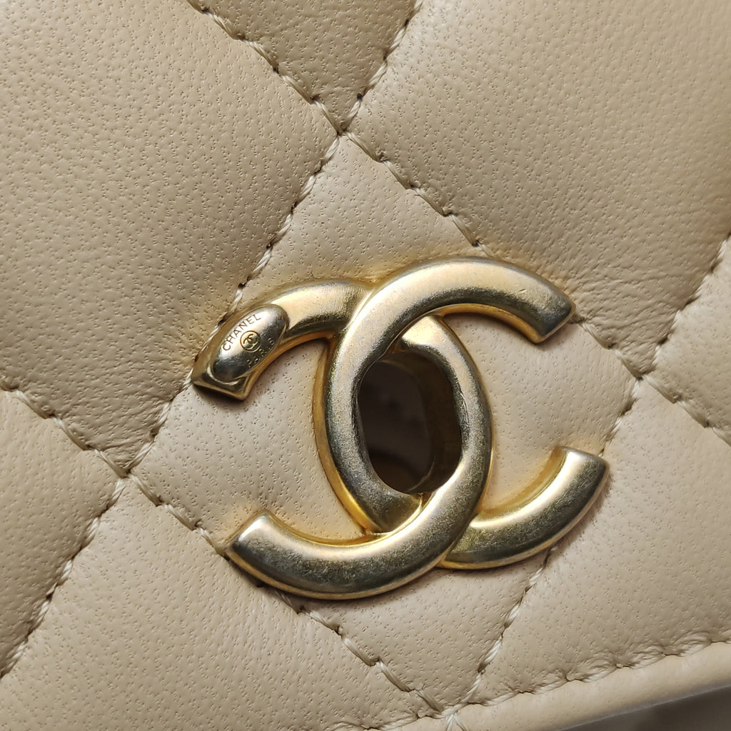 Chanel Pearl Crush Wallet on Chain Lambskin