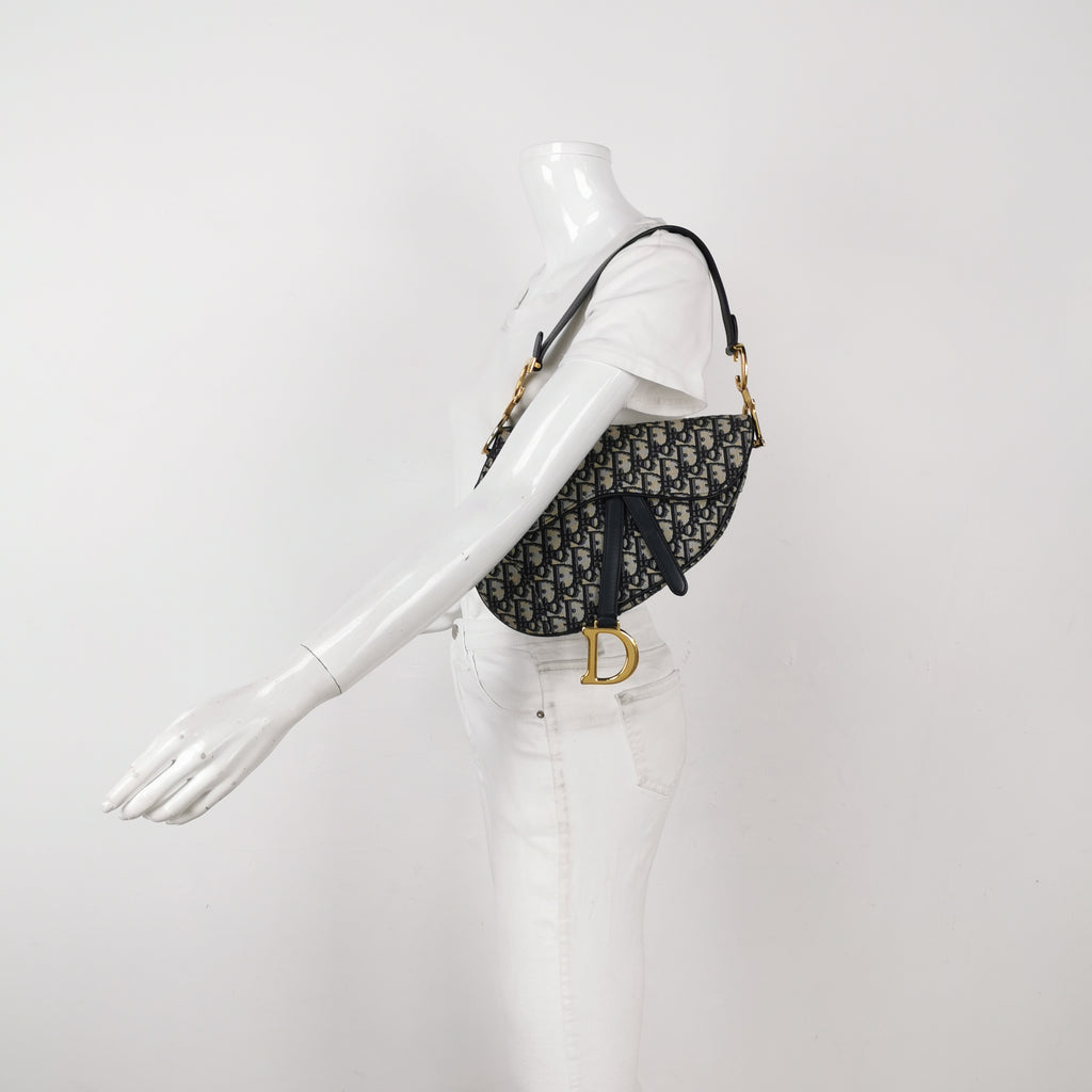 Dior Saddle Bag Oblique Medium