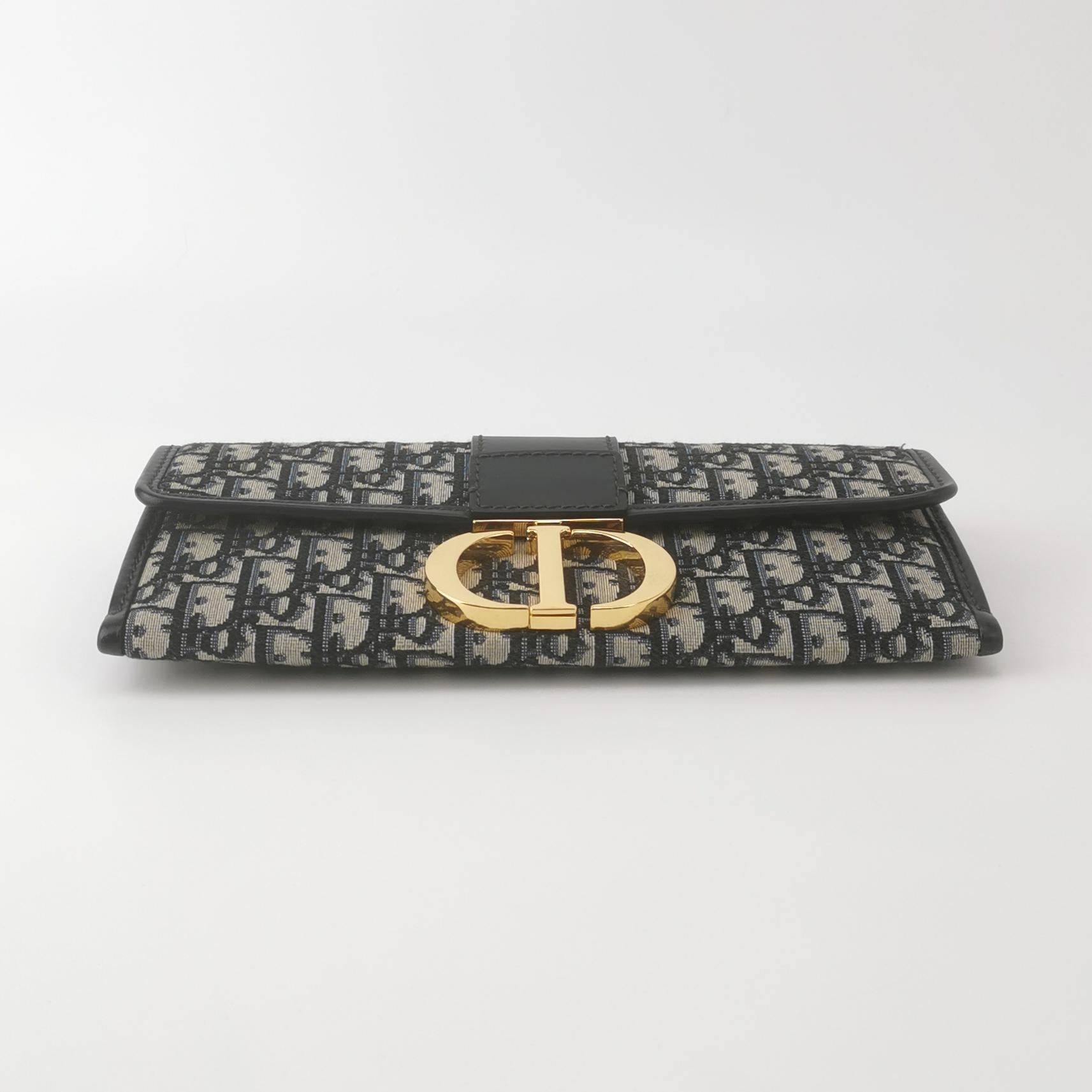 Dior 30 Montaigne Oblique Canvas Chain Clutch