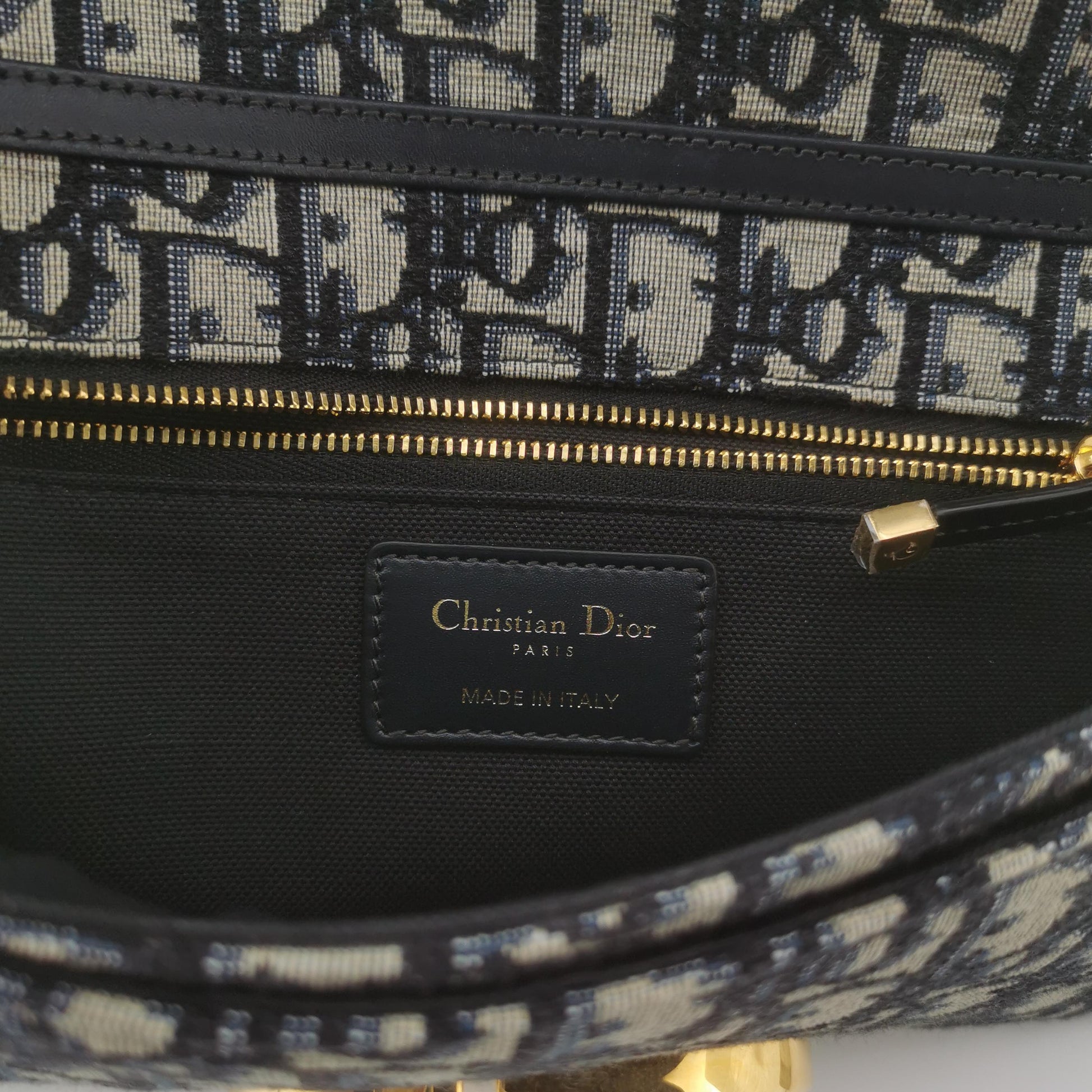 Dior 30 Montaigne Oblique Canvas Chain Clutch