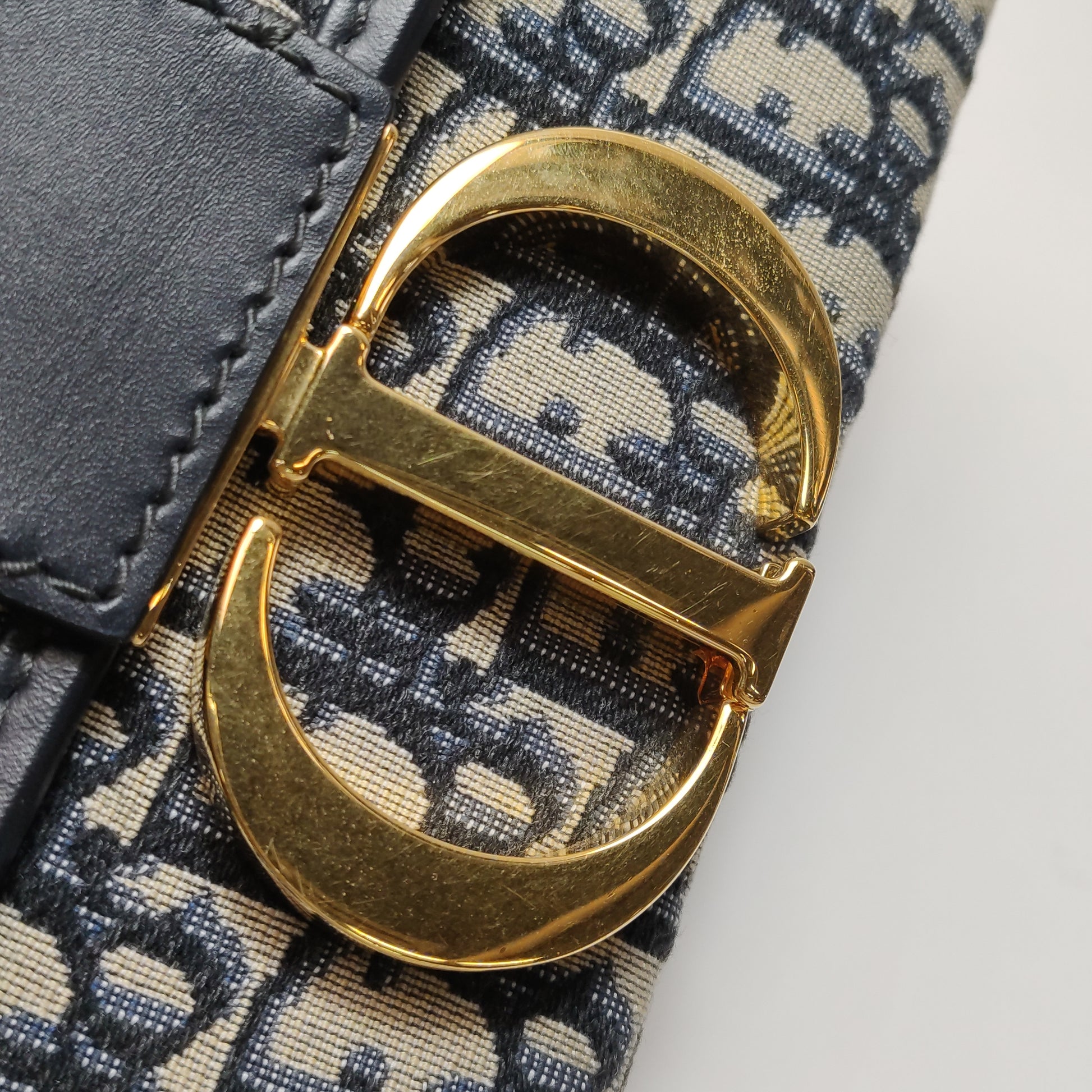 Dior 30 Montaigne Oblique Canvas Chain Clutch