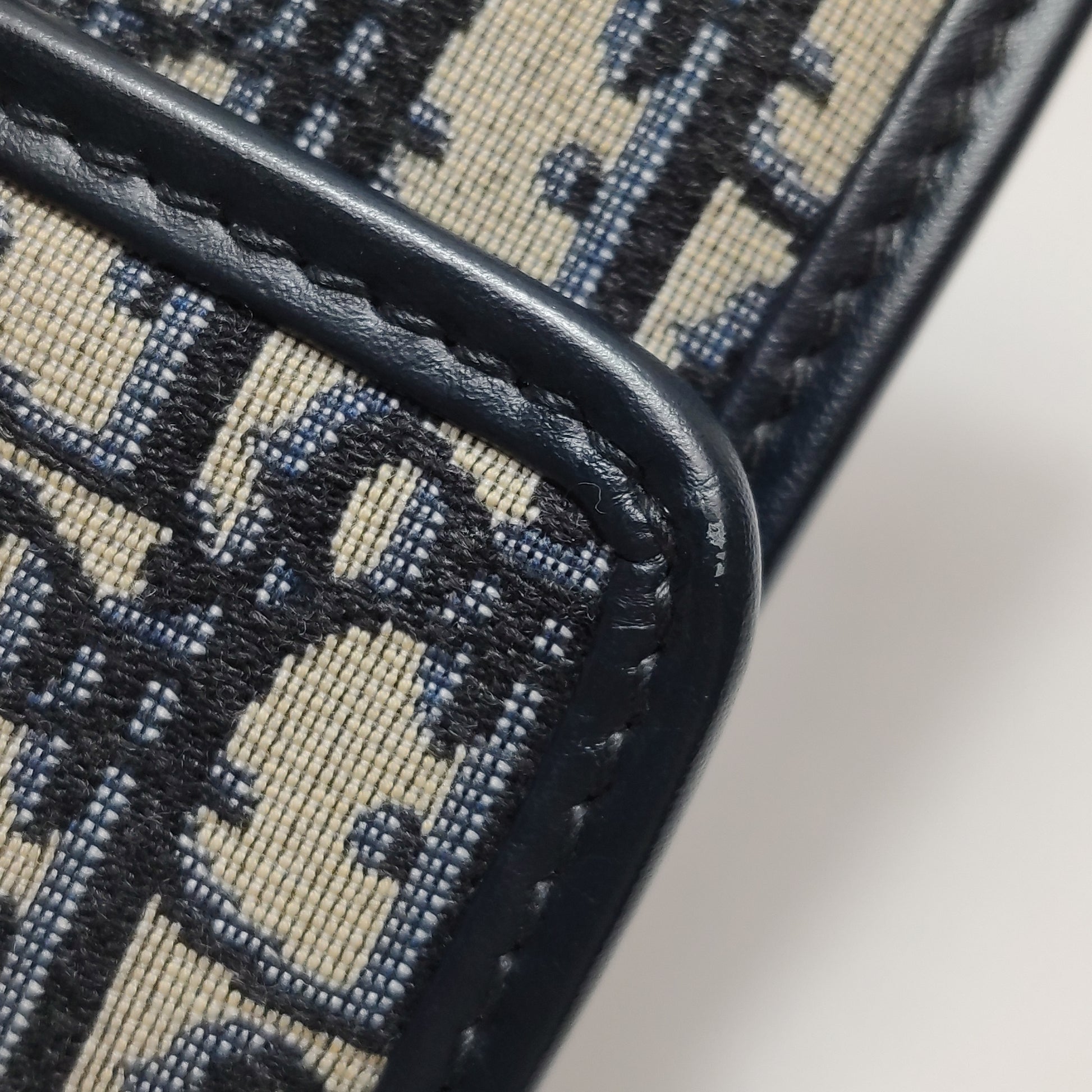 Dior Oblique 30 Montaigne Chain Pouch Blue