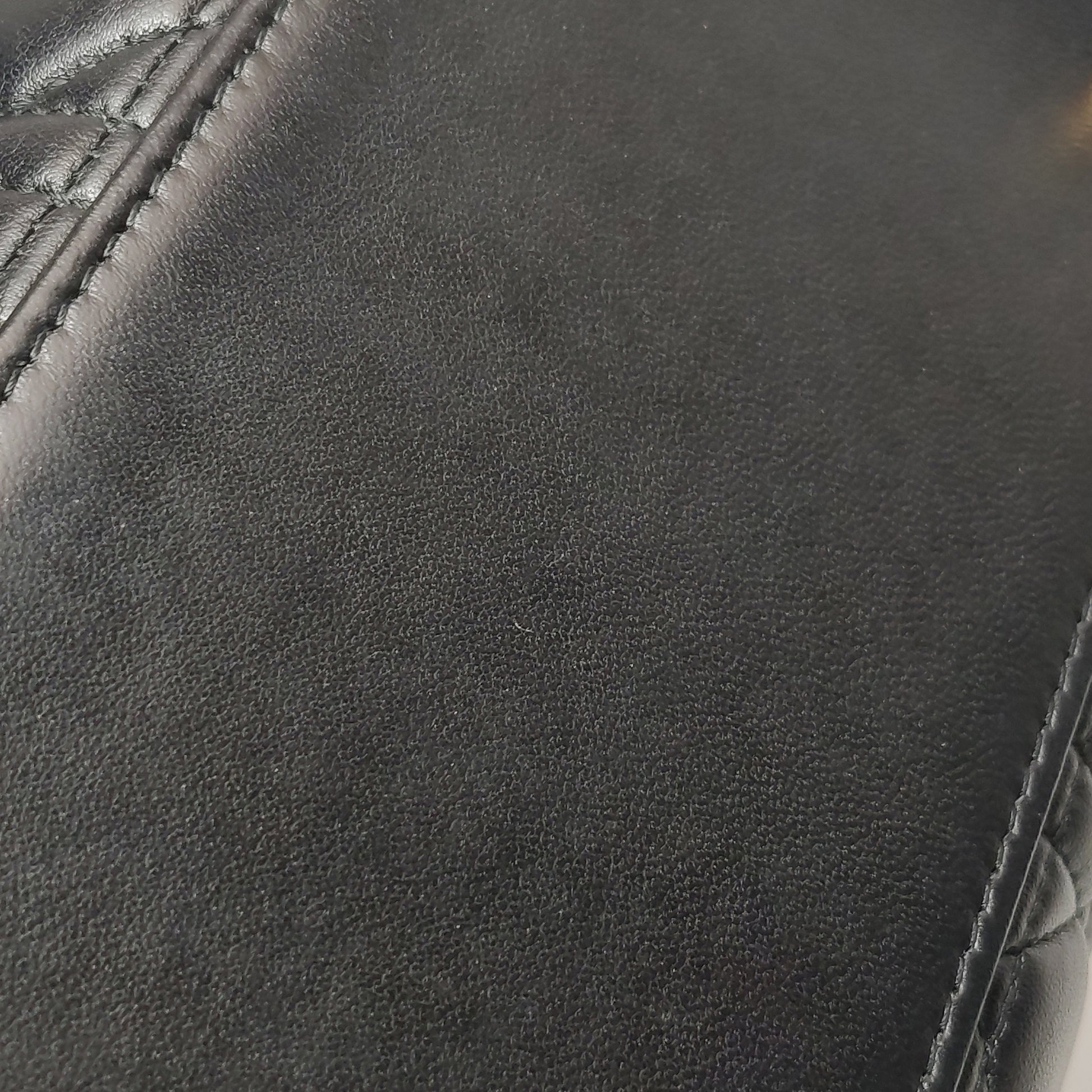 Lady Dior Medium Black GHW