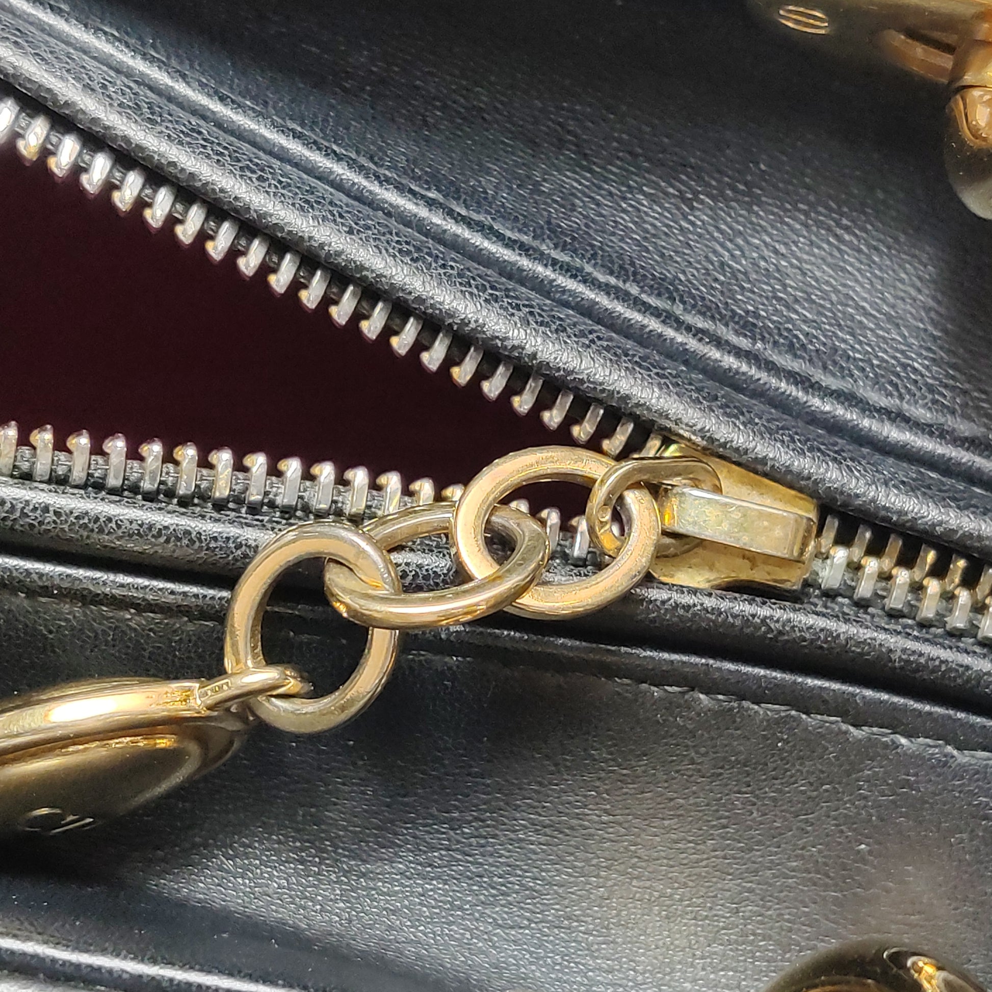 Lady Dior Medium Black GHW