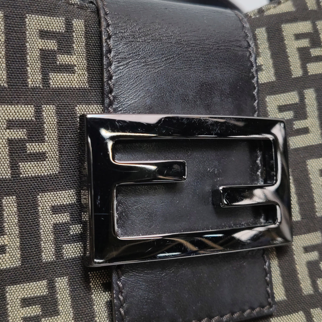 Fendi Zucchino Baguette Hobo Brown
