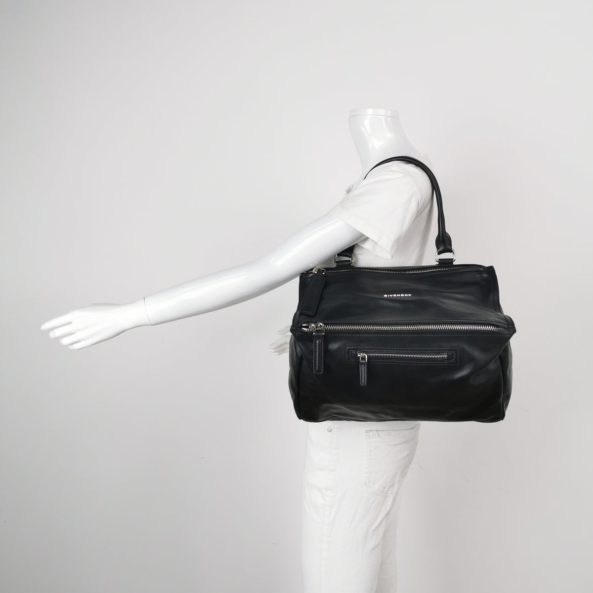Givenchy Pandora Medium Black