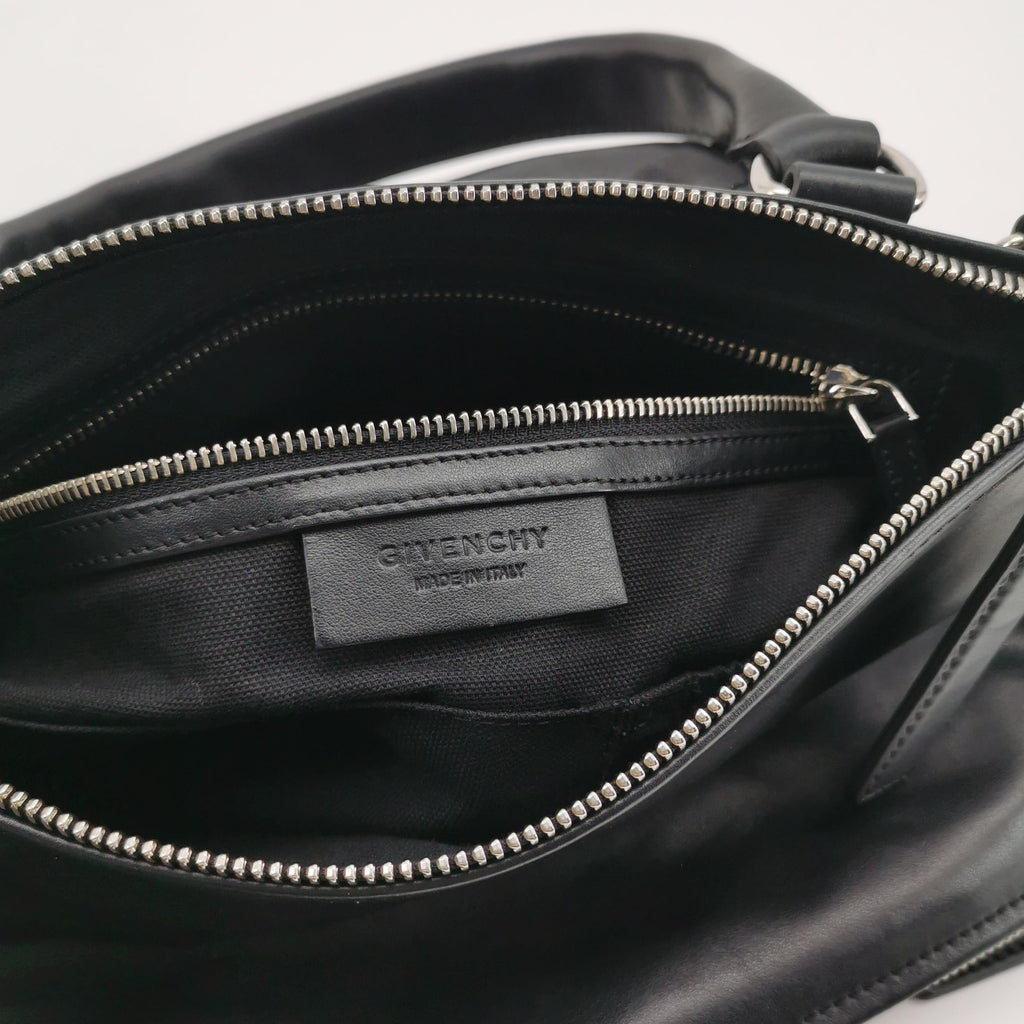Givenchy Pandora Medium Black