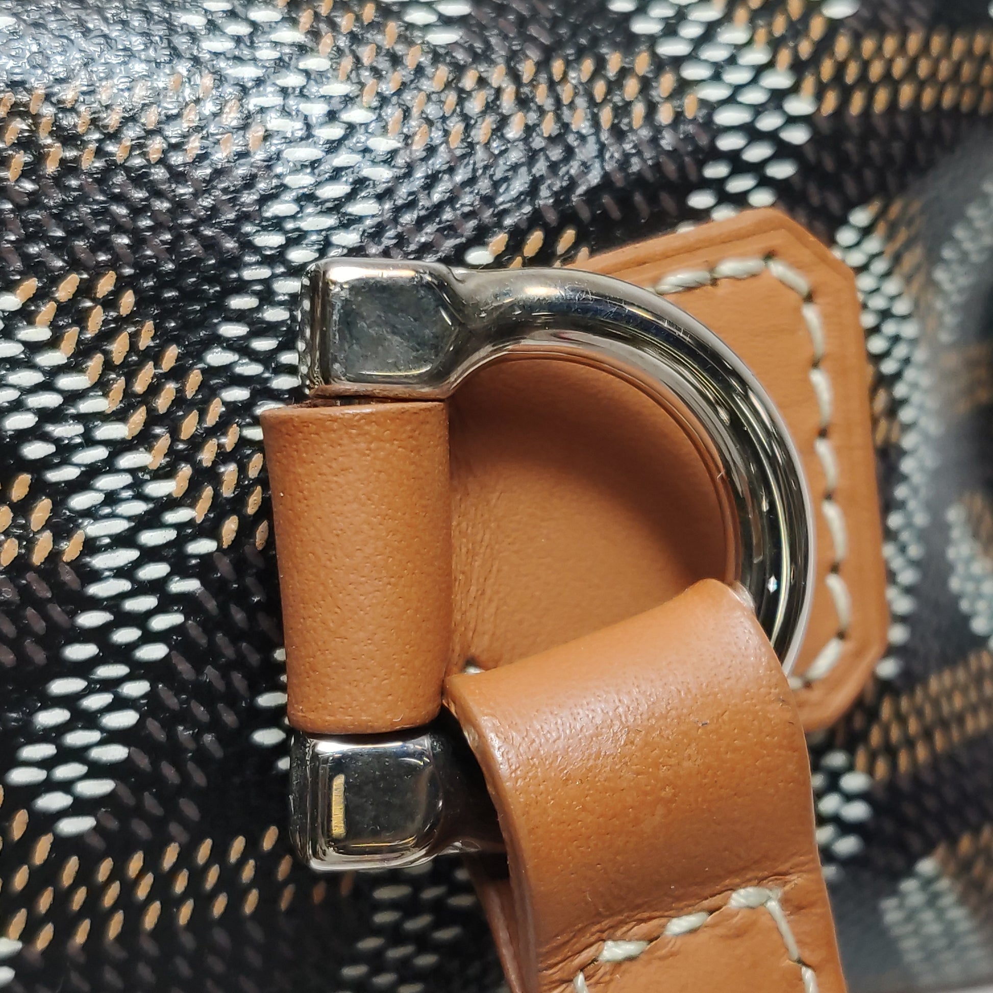 Goyard Cap Vert Crossbody Tan Noir