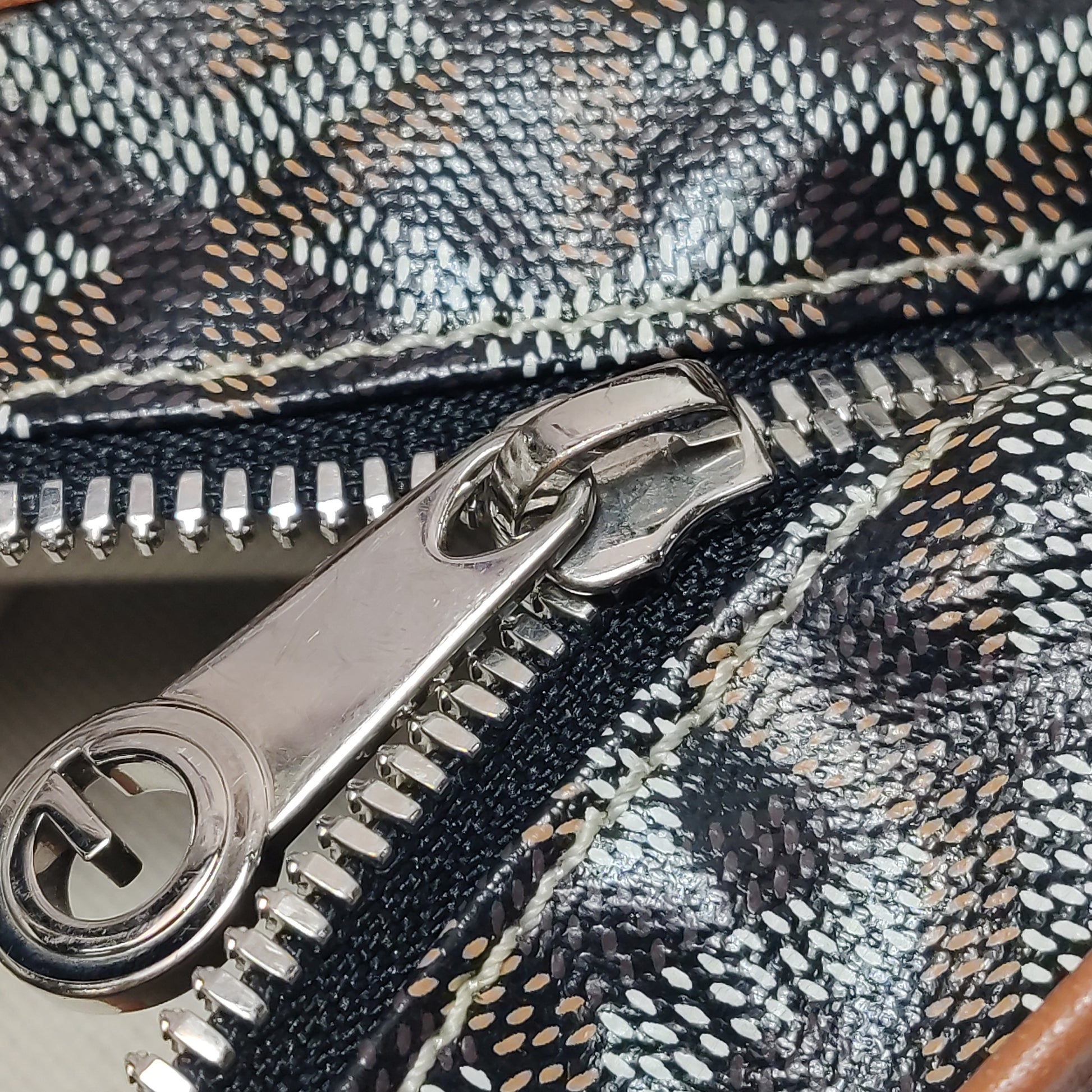 Goyard Boheme Hobo Noir Tan