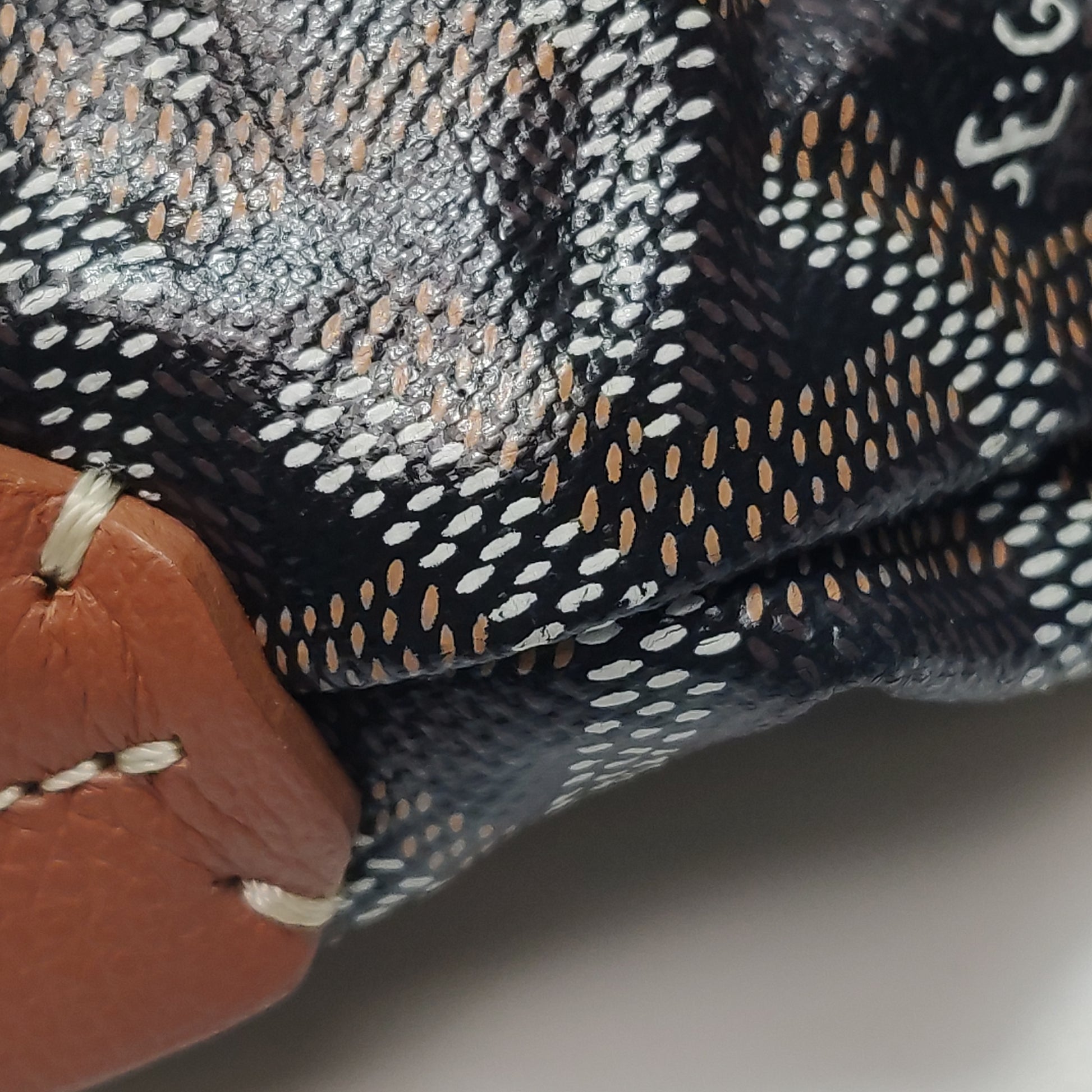 Goyard Boheme Hobo Noir Tan