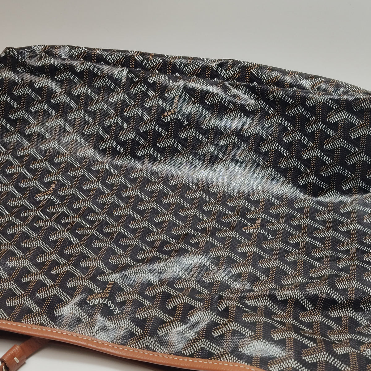 Goyard Boheme Hobo Noir Tan