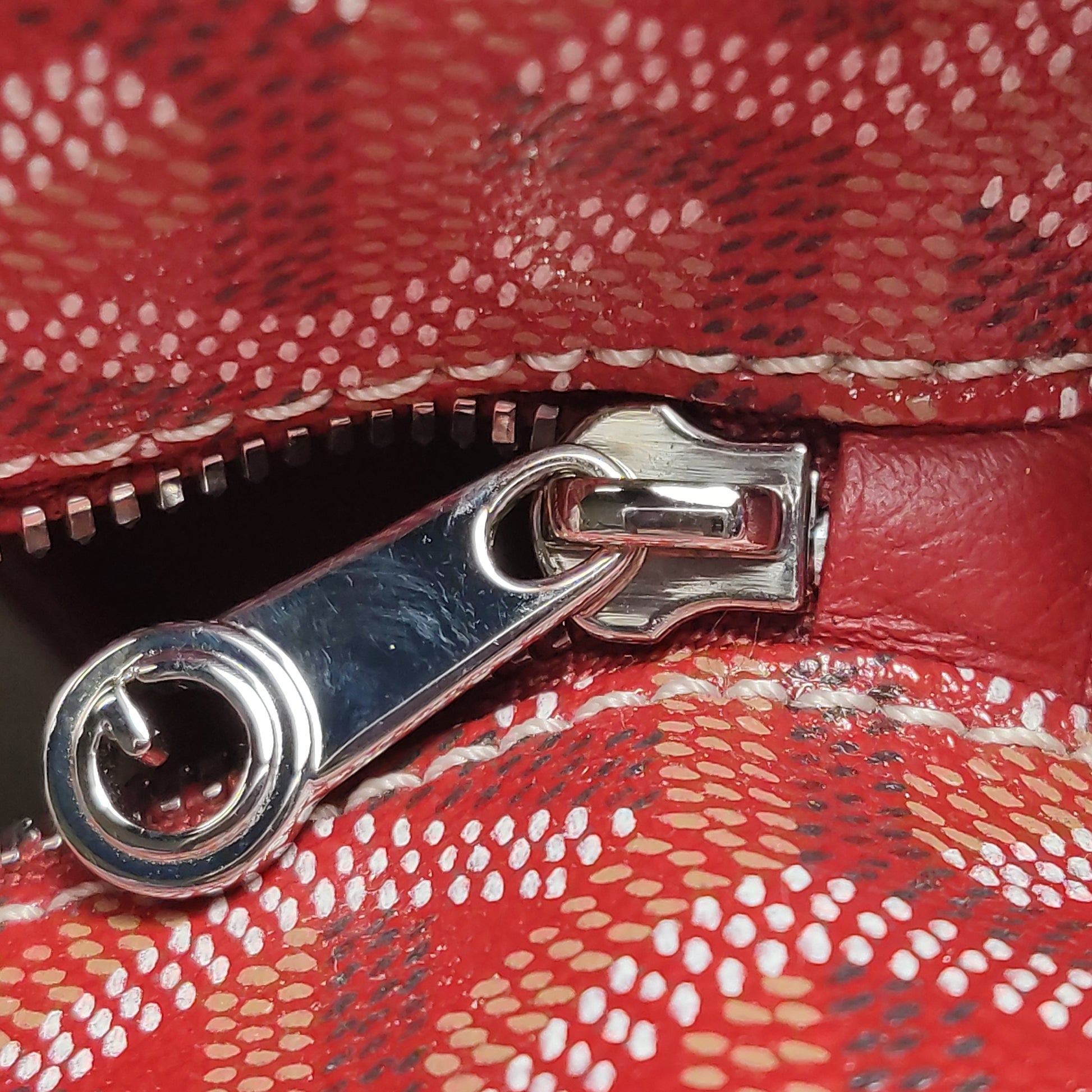 Goyard Artois PM Red